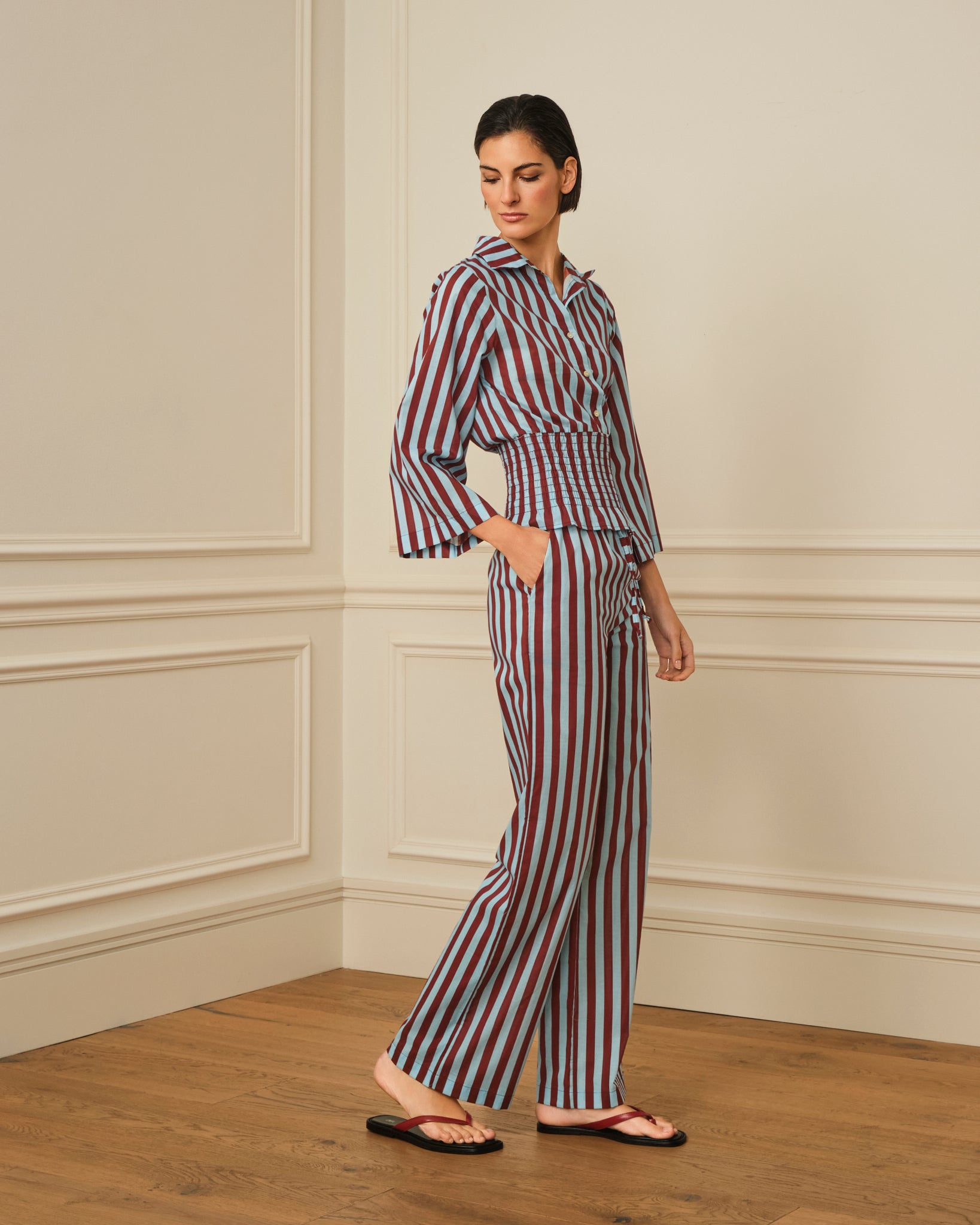PANTALÓN DE RAYAS BURDEOS Y CELESTE