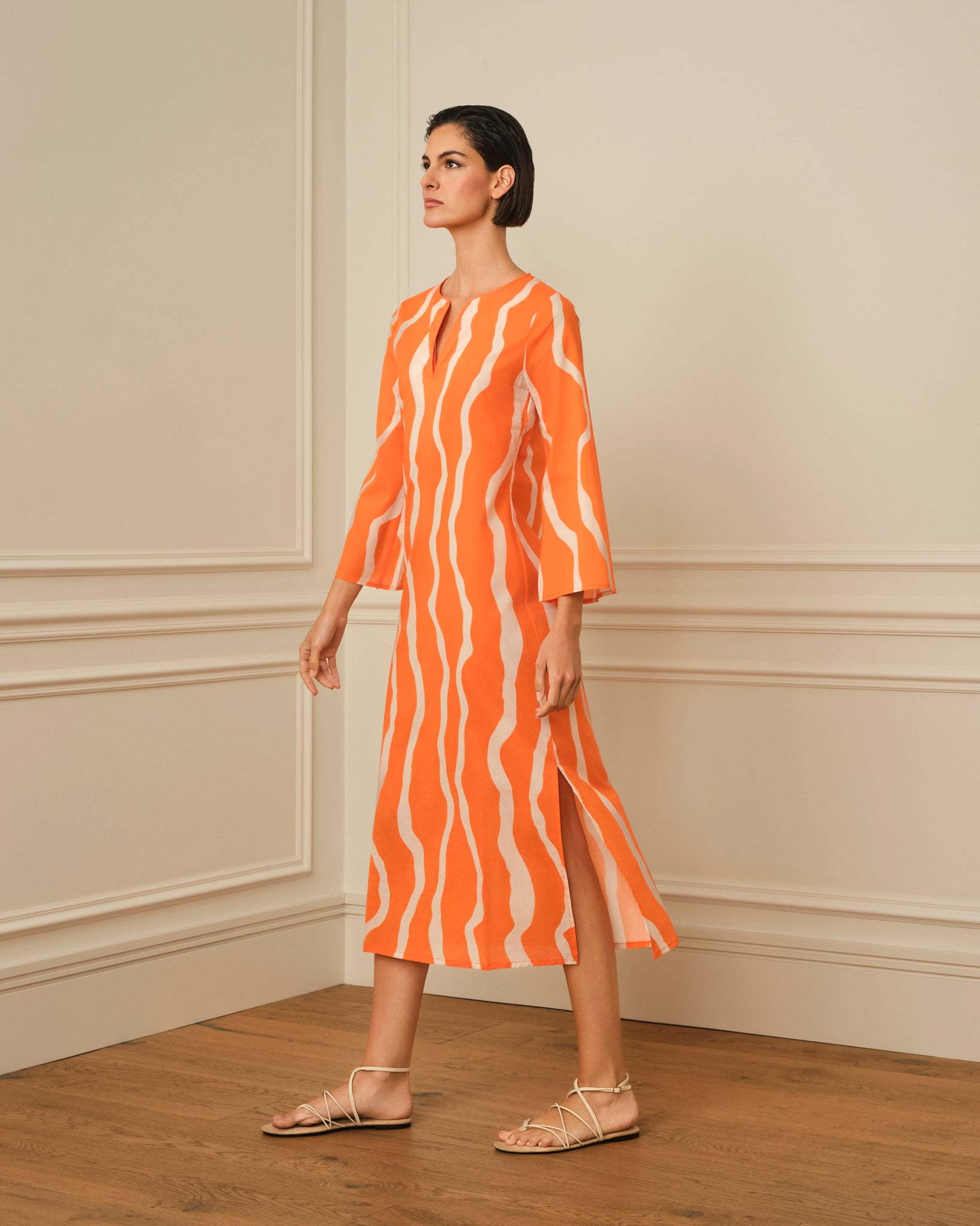 KAFTÁN ESTAMPADO DE LÍNEAS NARANJA