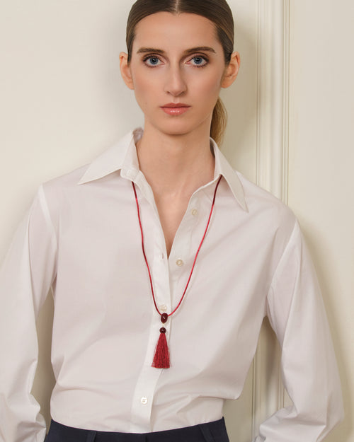 COLLAR CON FLECOS ROJO