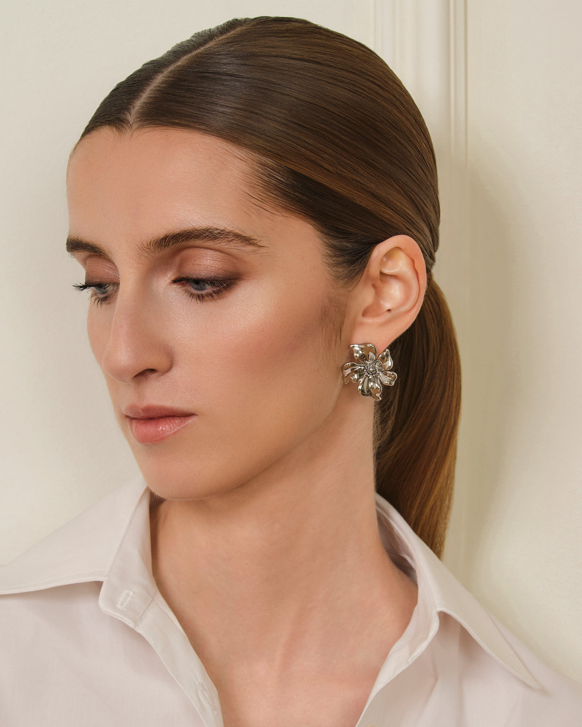 FLOR DE ALMENDRO PENDIENTES PLATEADO