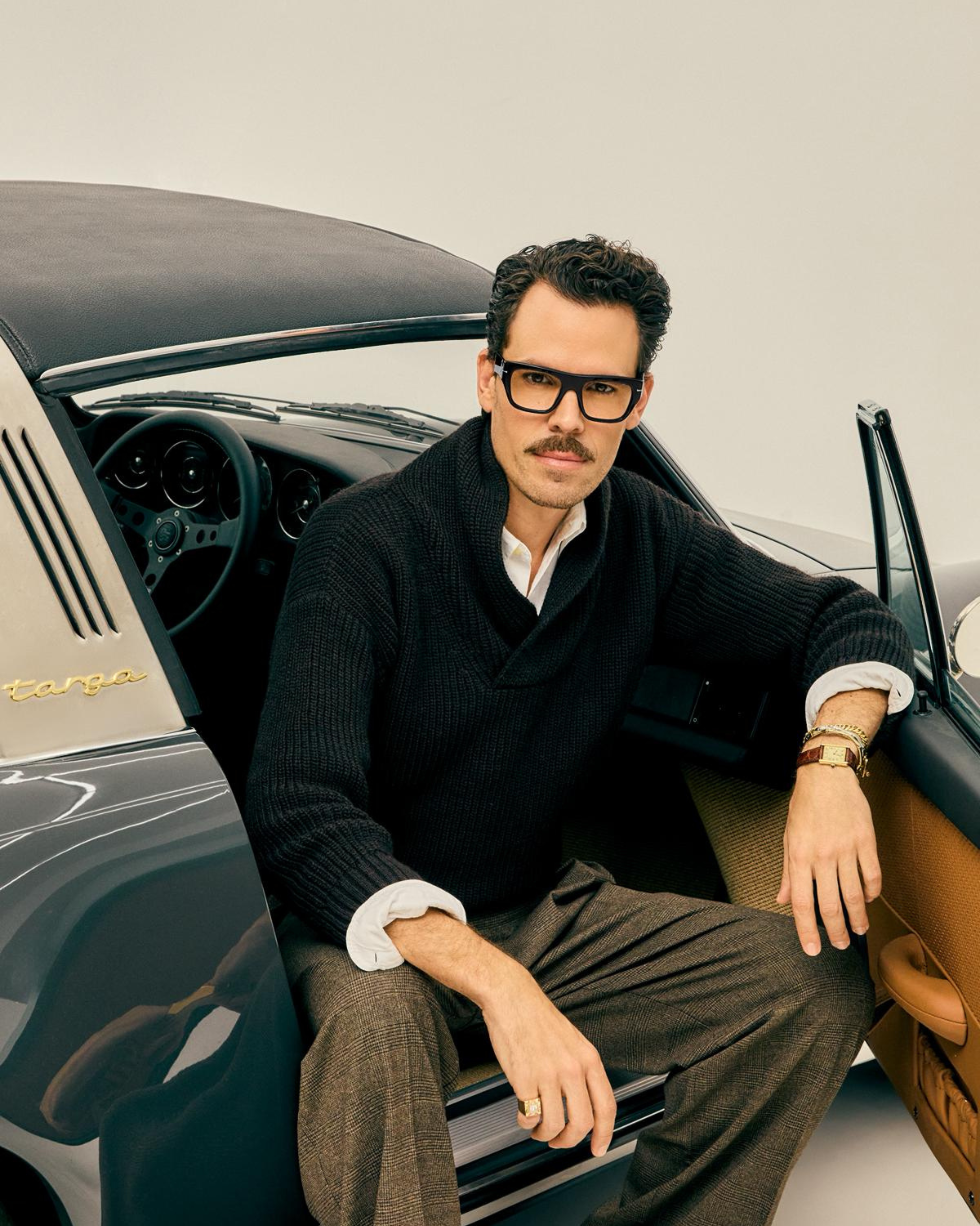 SUÉTER DE PUNTO CON CUELLO CHIMENEA MARRÓN