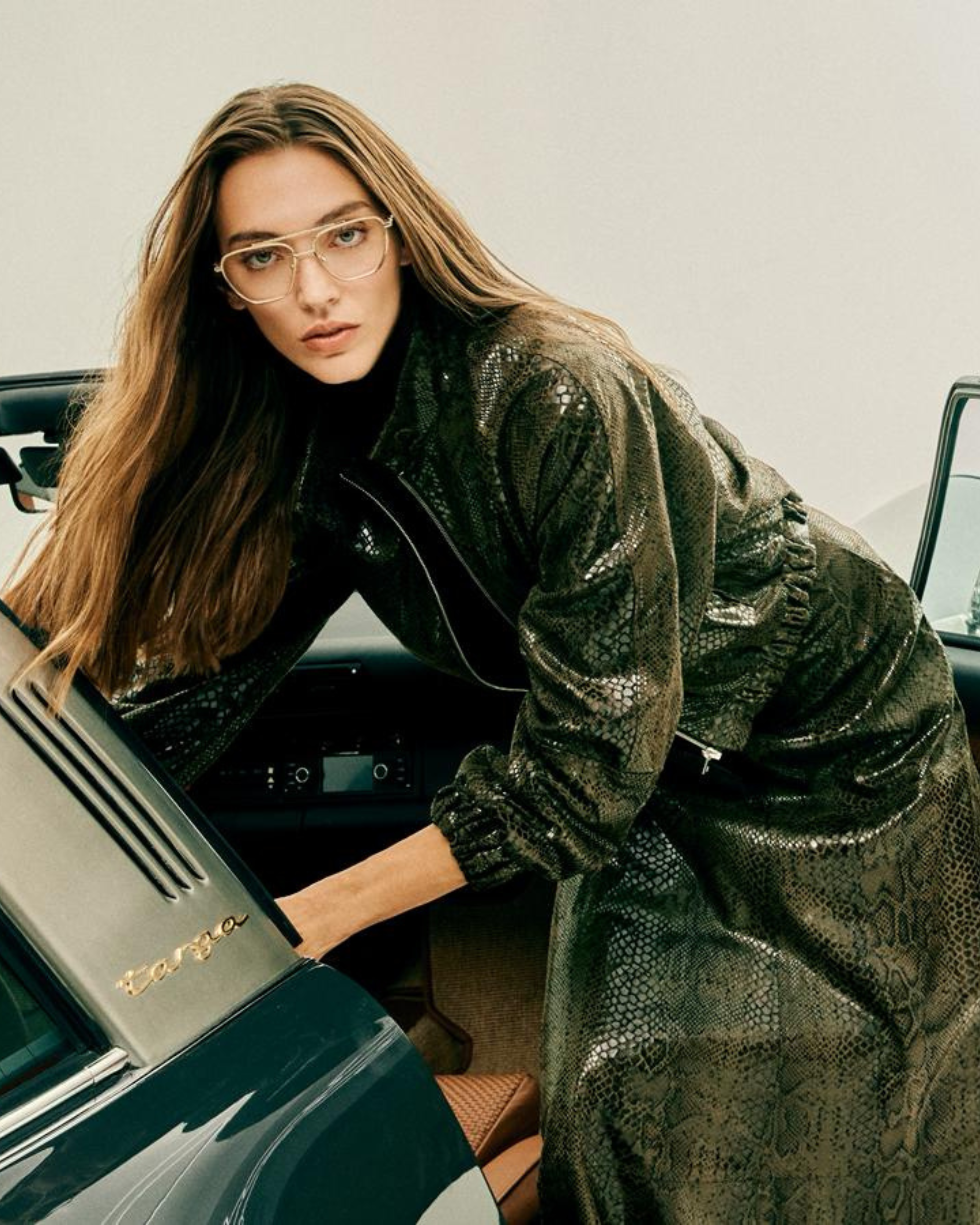 CAZADORA EFECTO PIEL DE PITÓN