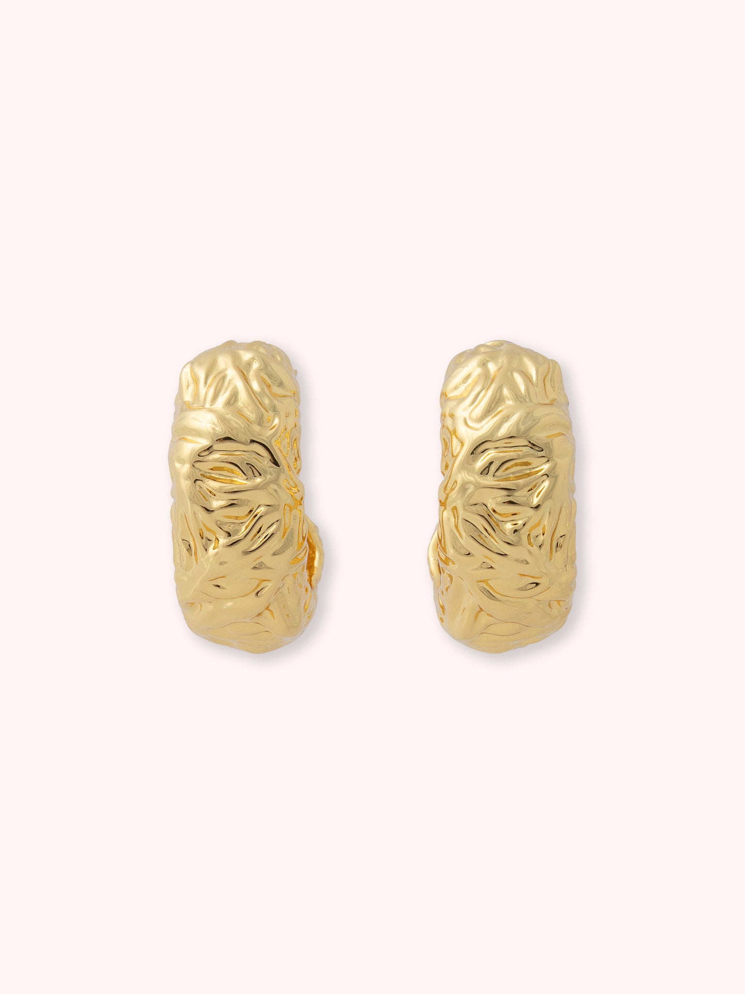 PENDIENTES DE ARO ABIERTO DORADO
