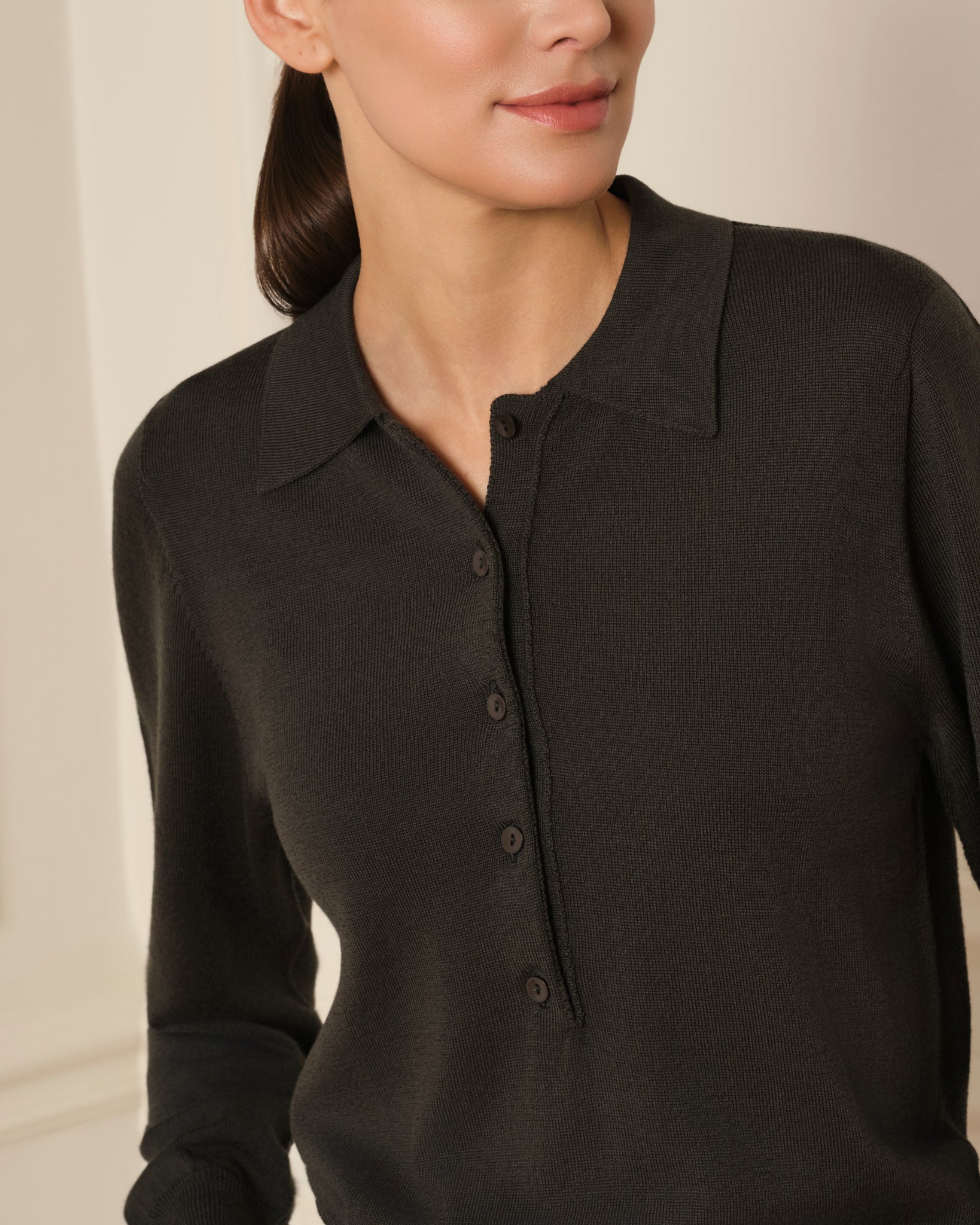 JERSEY CUELLO POLO VERDE MILITAR