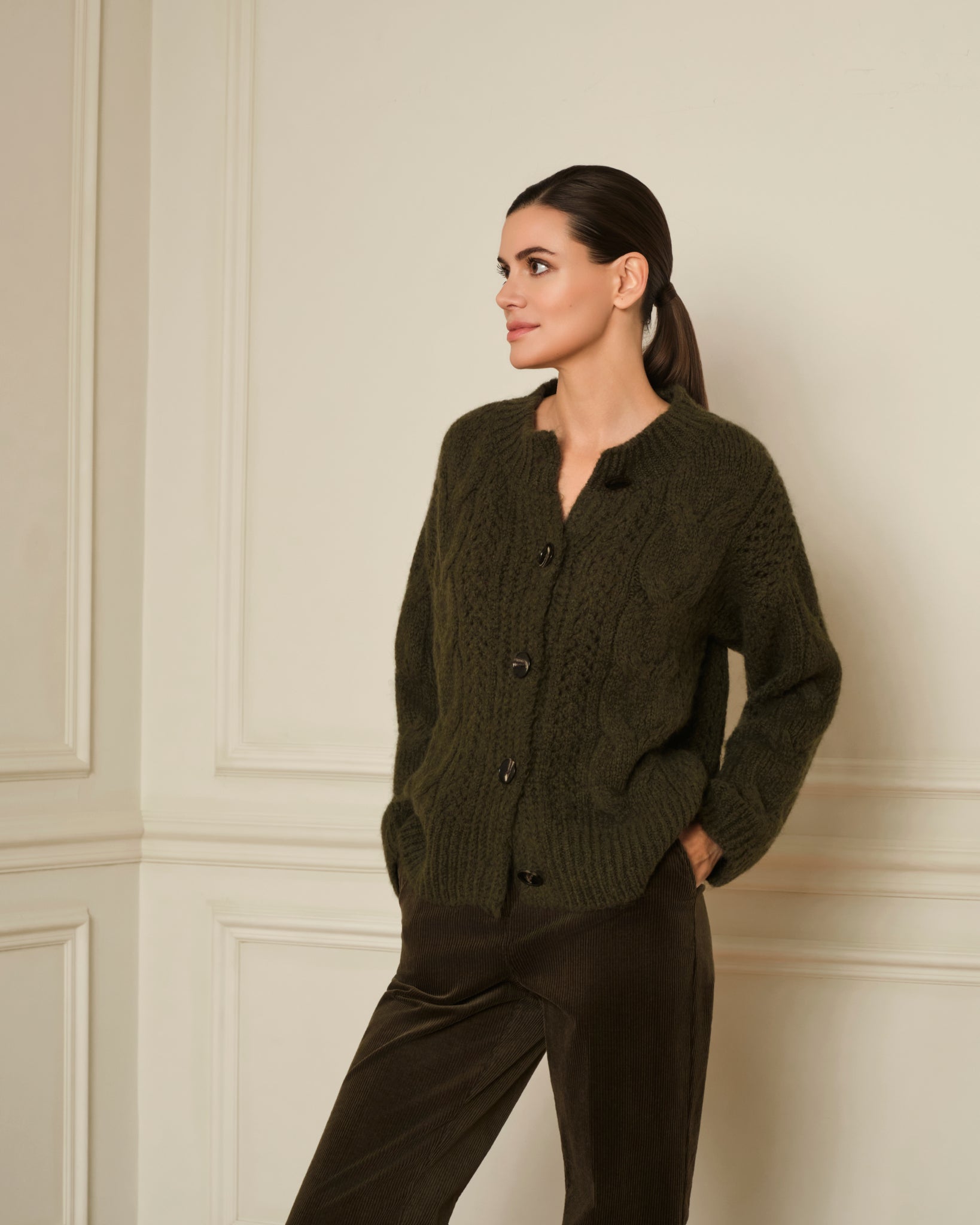 CÁRDIGAN DE PUNTO TRENZADO VERDE