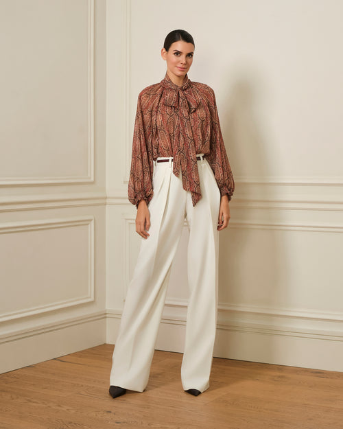 BLUSA LAZADA CON ESTAMPADO ROJO