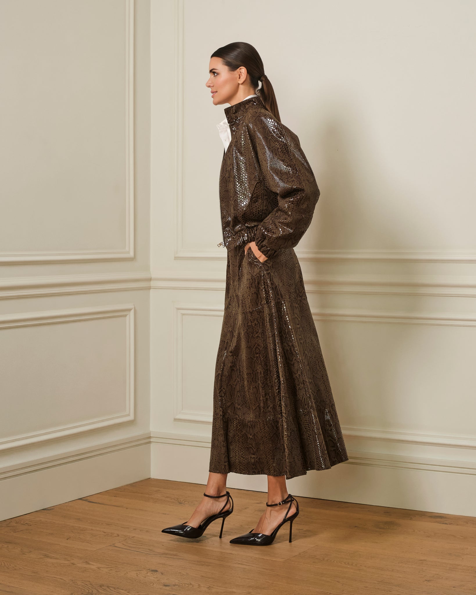 CAZADORA EFECTO PIEL DE PITÓN