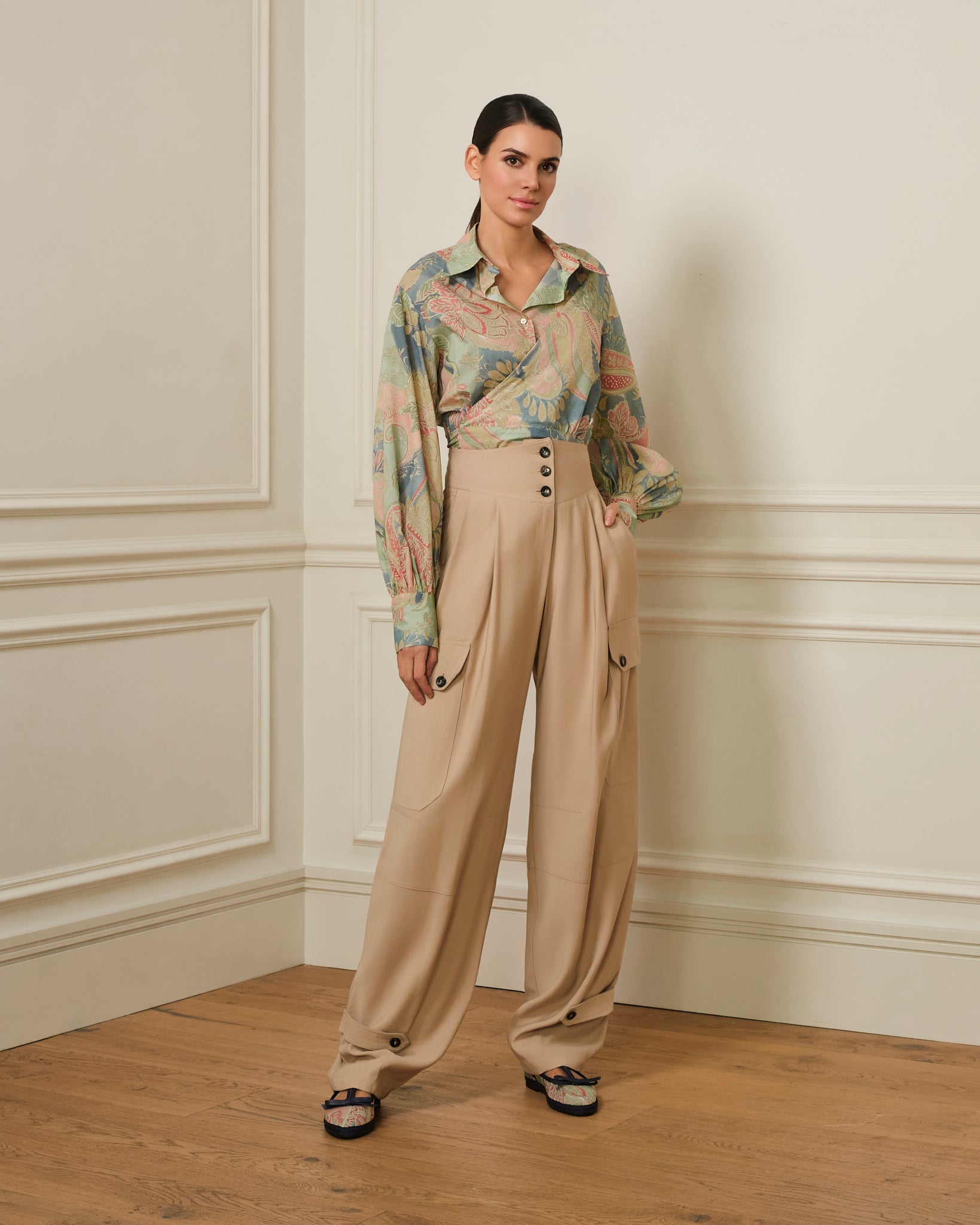 PANTALÓN CARGO TIRO ALTO