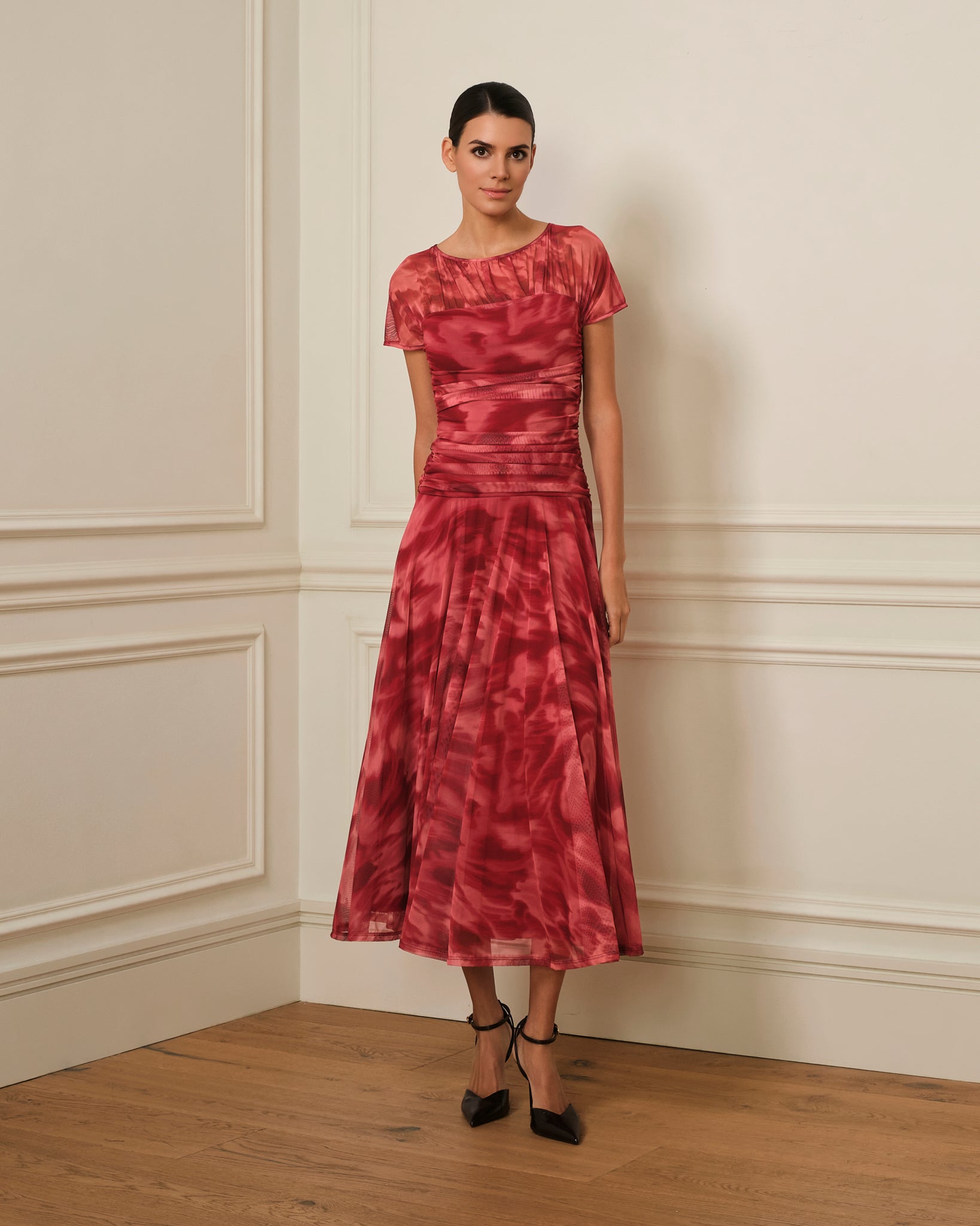 VESTIDO DRAPEADO DE TUL ESTAMPADO ROJO