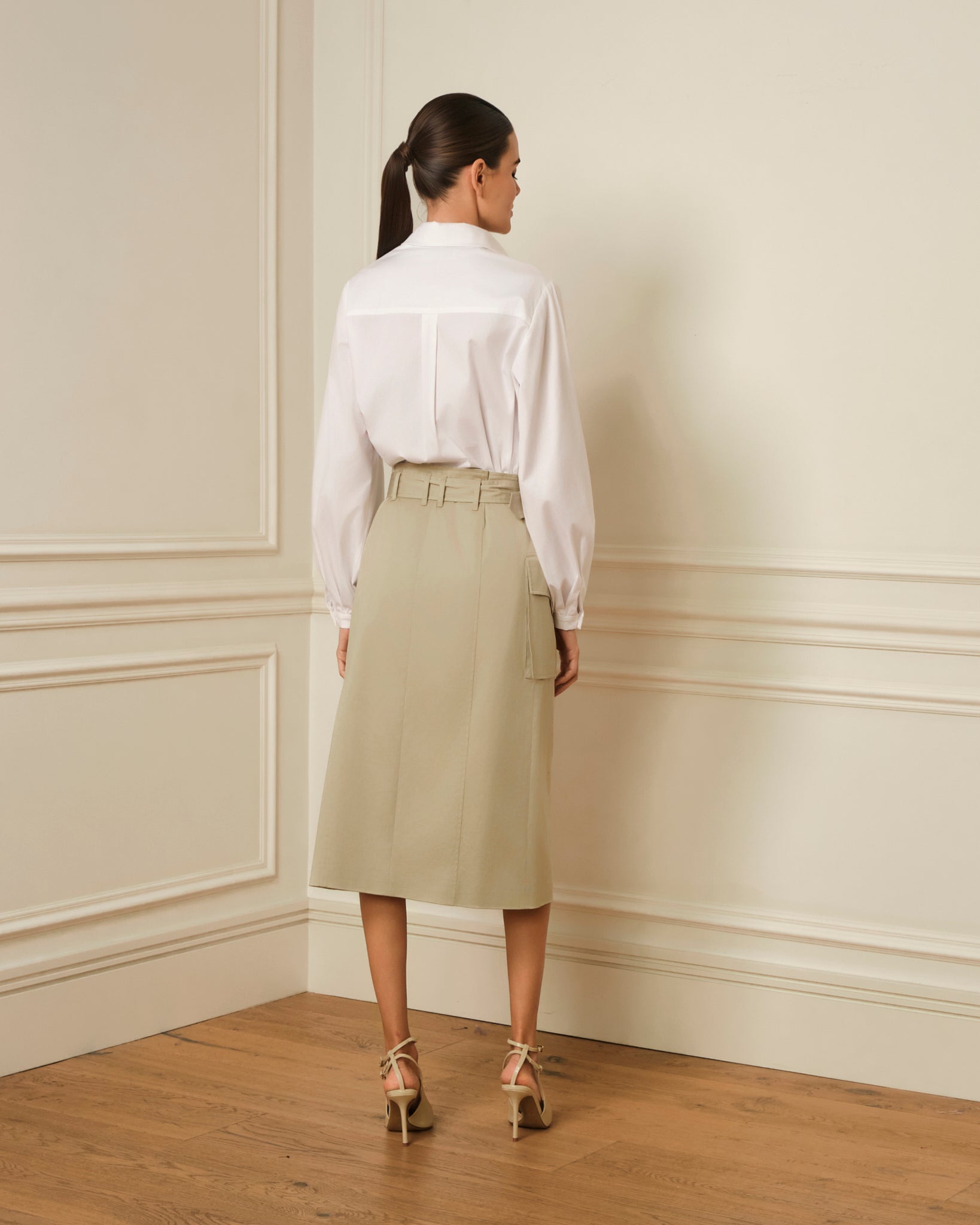 FALDA MIDI CARGO CON CINTURÓN