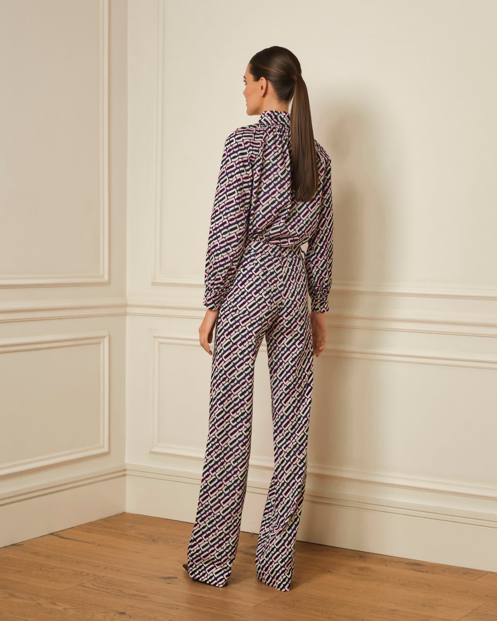 BLUSA MANGA ABULLONADA CON ESTAMPADO