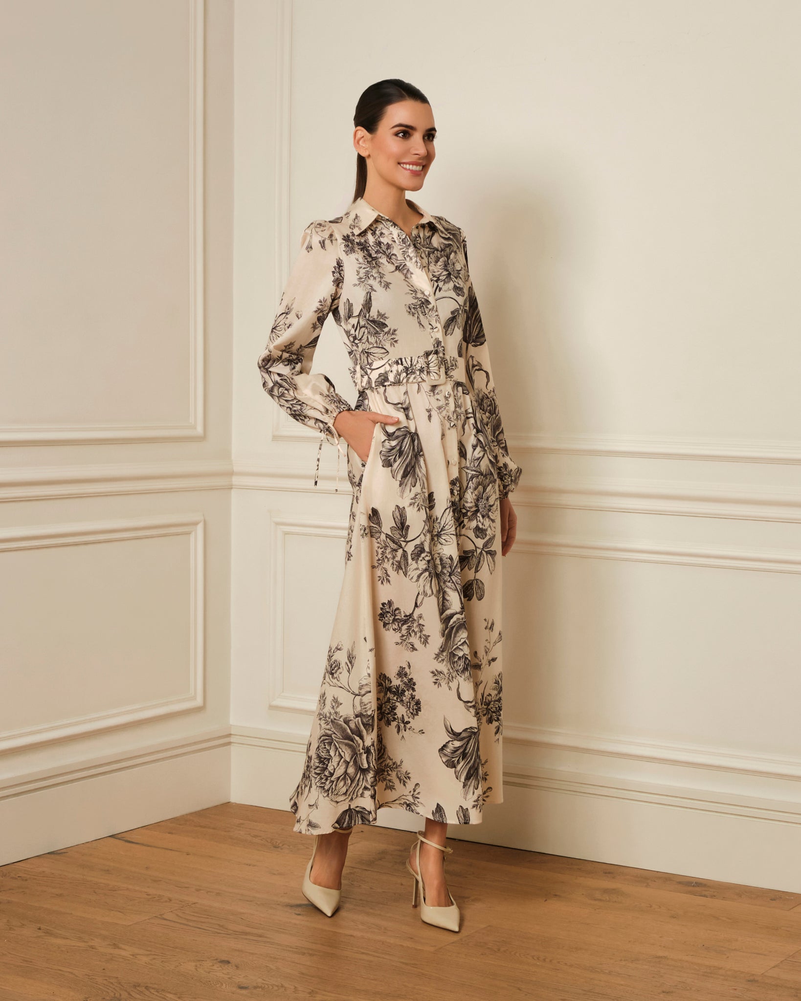 VESTIDO CAMISERO CON CINTURÓN ESTAMPADO NEGRO