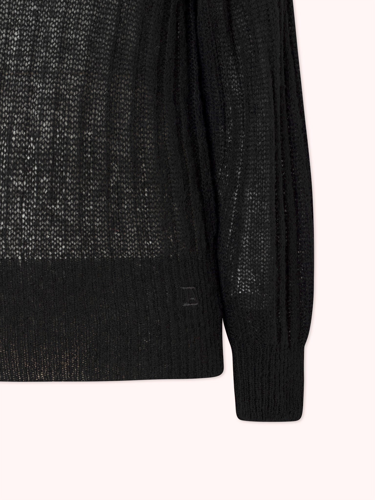 SUÉTER DE PUNTO CANALÉ CON CUELLO REDONDO NEGRO