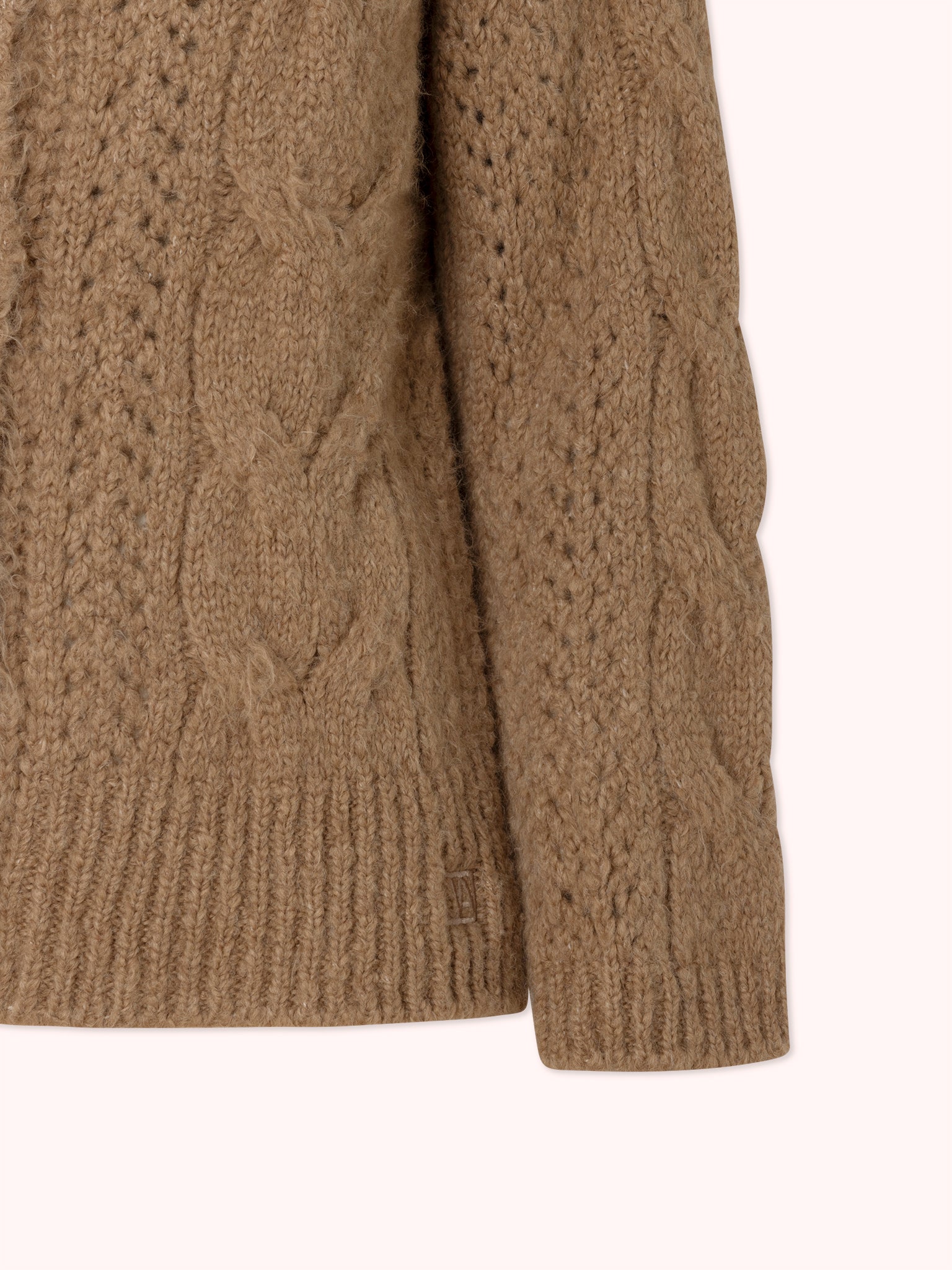 CÁRDIGAN DE PUNTO TRENZADO CAMEL