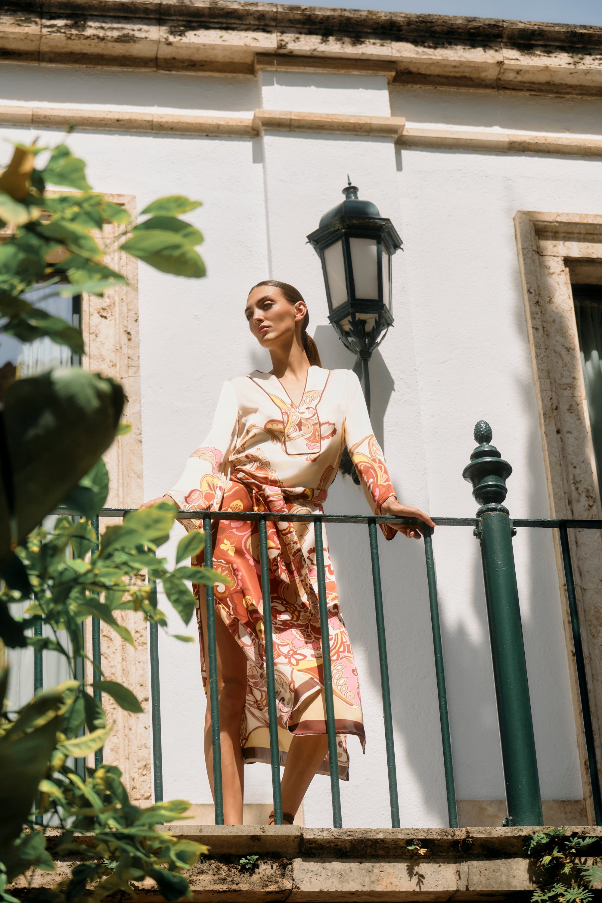 KAFTÁN ESTAMPADO ROSA VEDHA