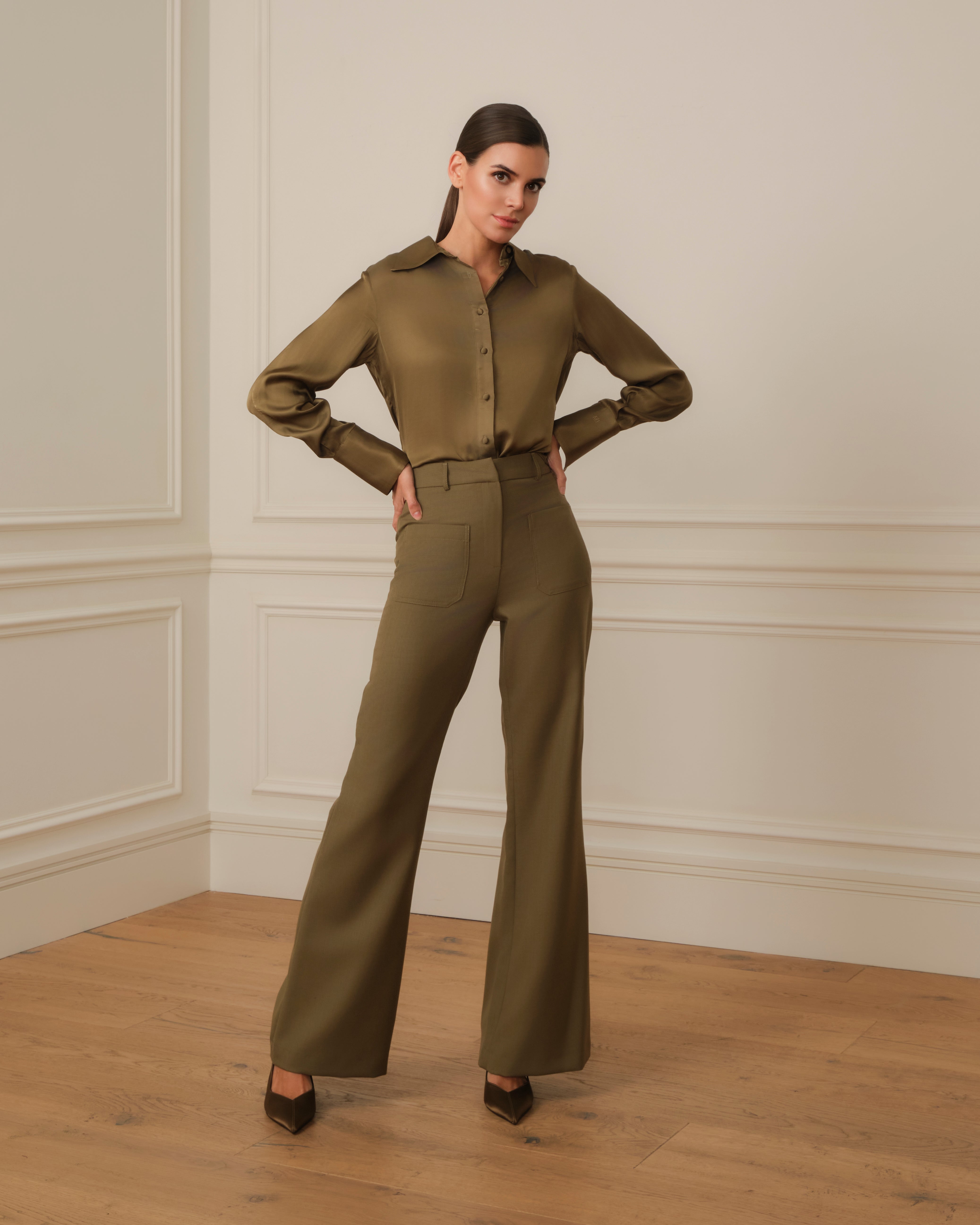 CAMISA SATINADA VERDE