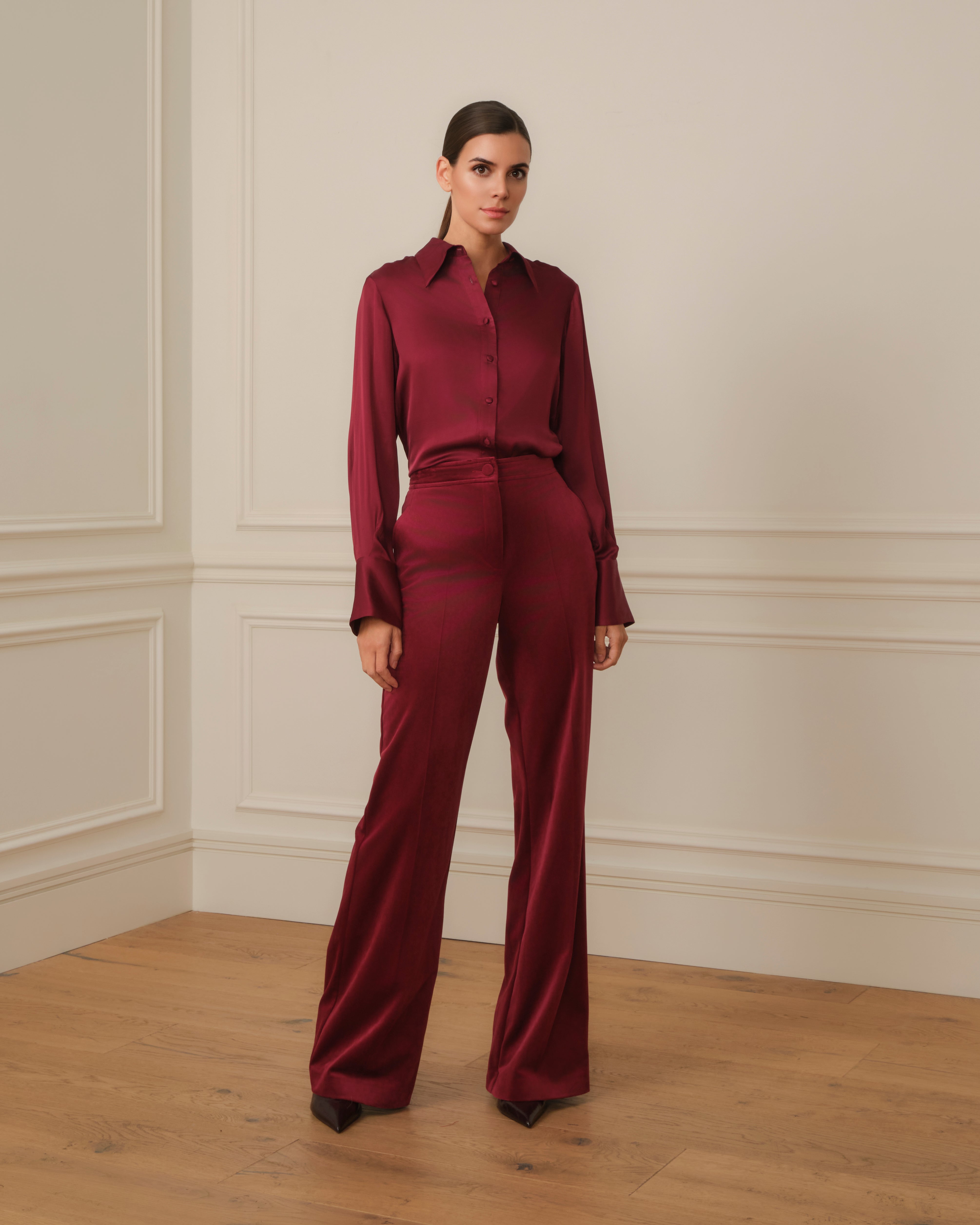 PANTALÓN DE TERCIOPELO BURDEOS