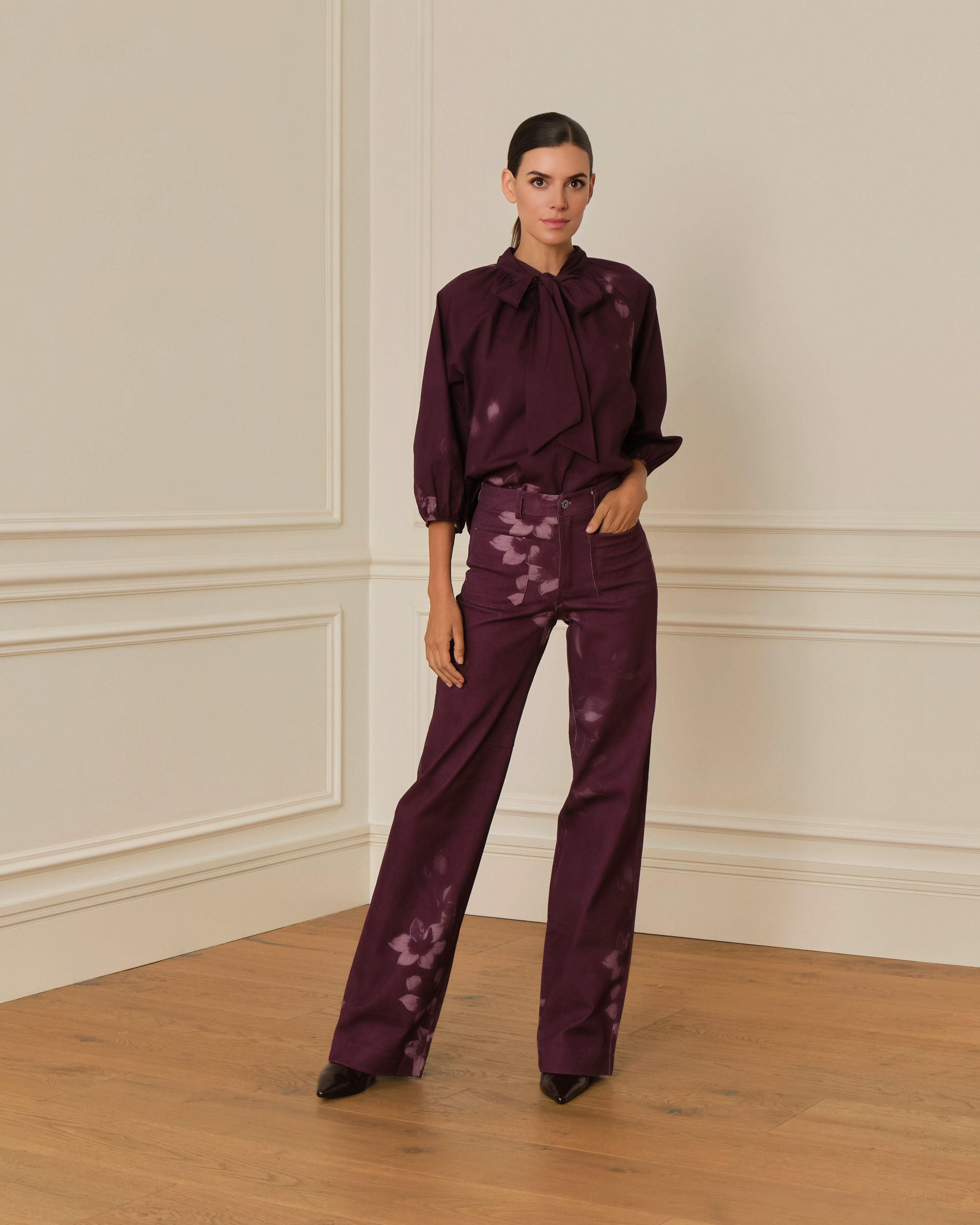 BLUSA MANGA ABULLONADA CON ESTAMPADO FLORAL MORADO