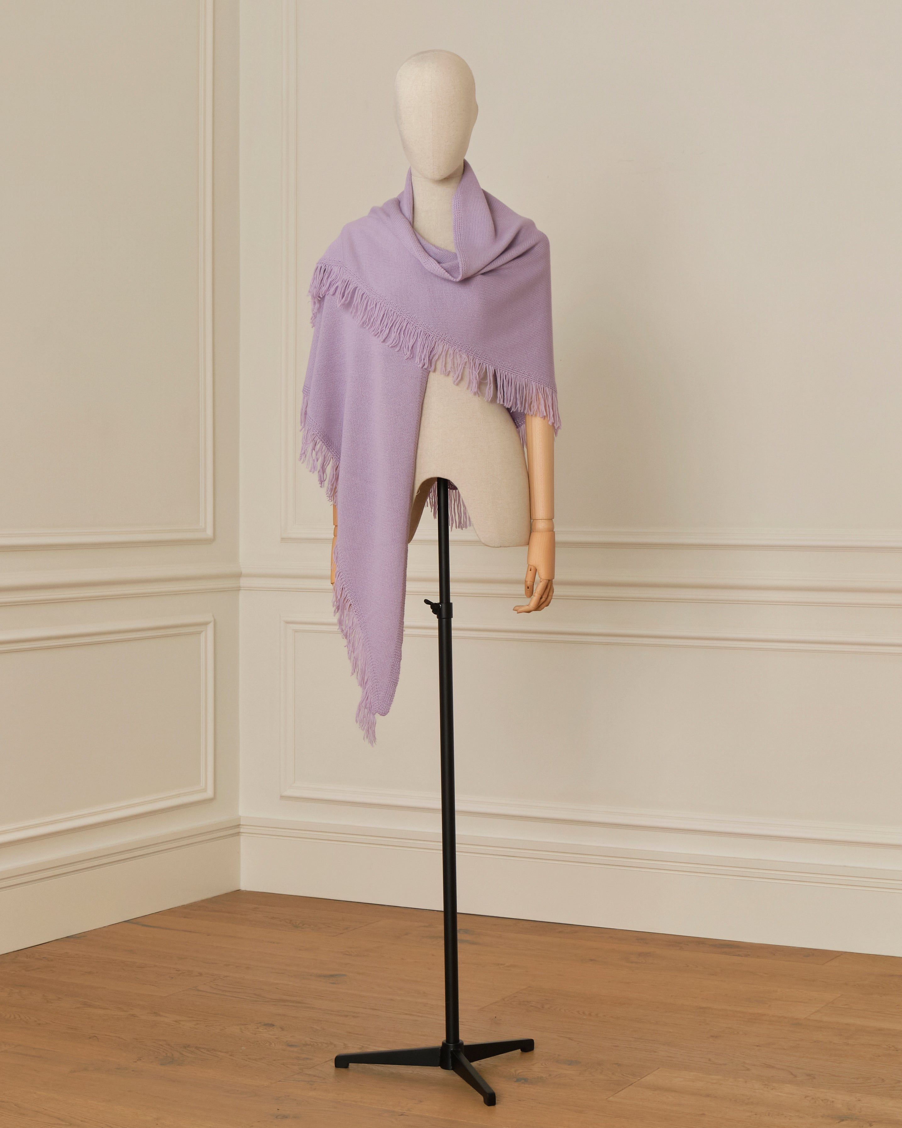 CAPA DE PUNTO CON FLECOS LAVANDA