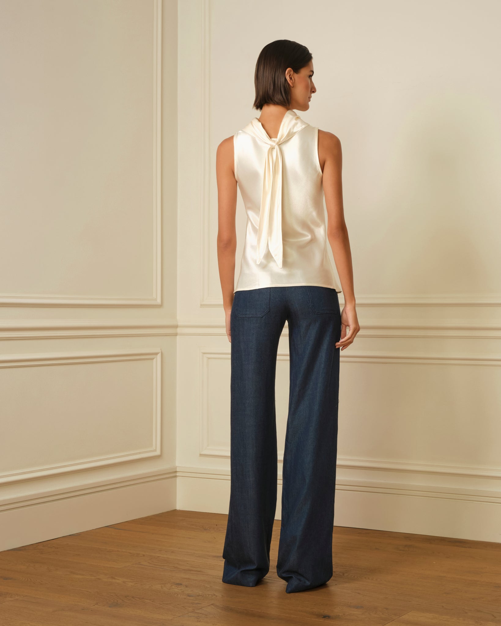 TOP SATINADO CON PAÑUELO CRUDO