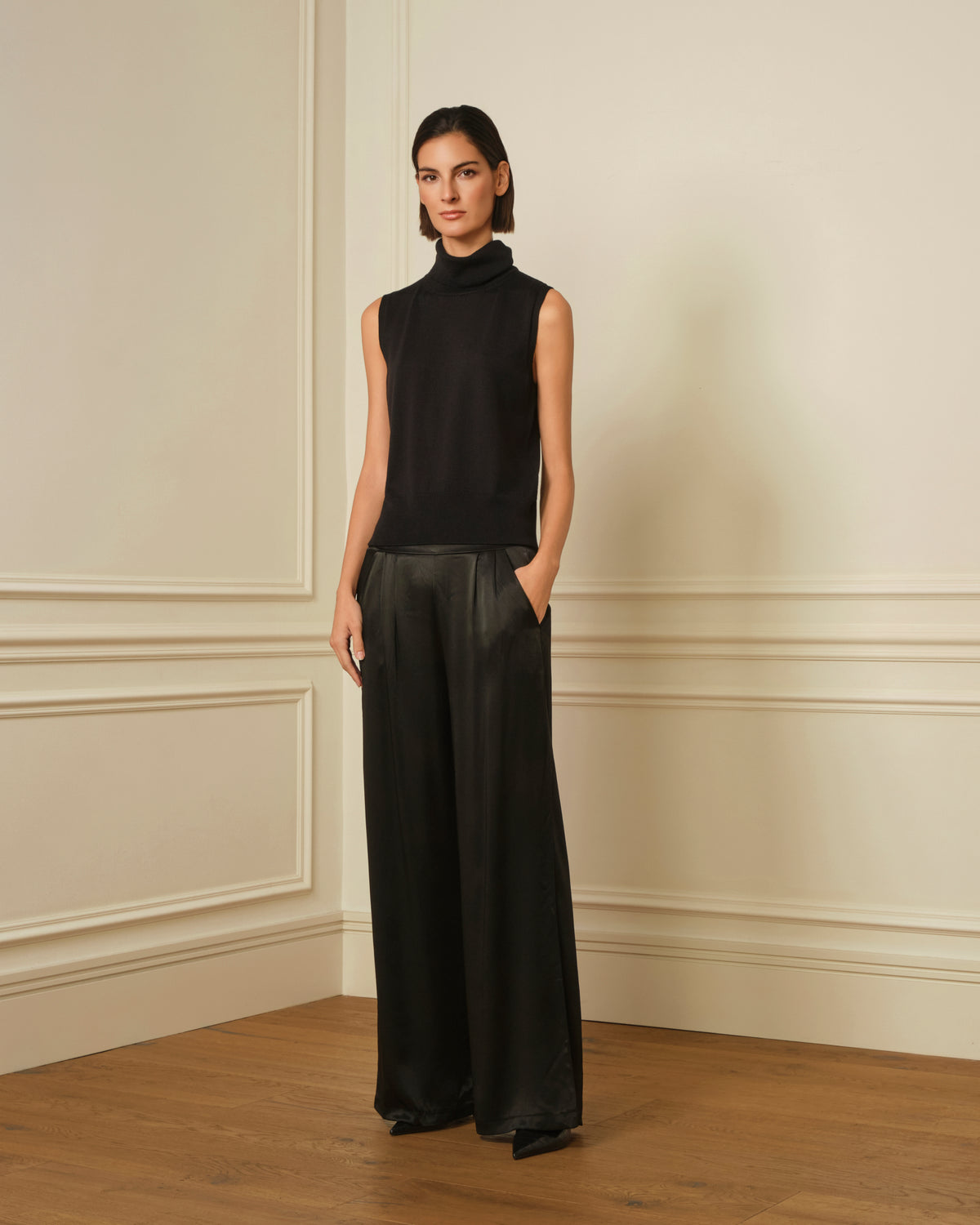 PANTALÓN PALAZZO SATINADO NEGRO