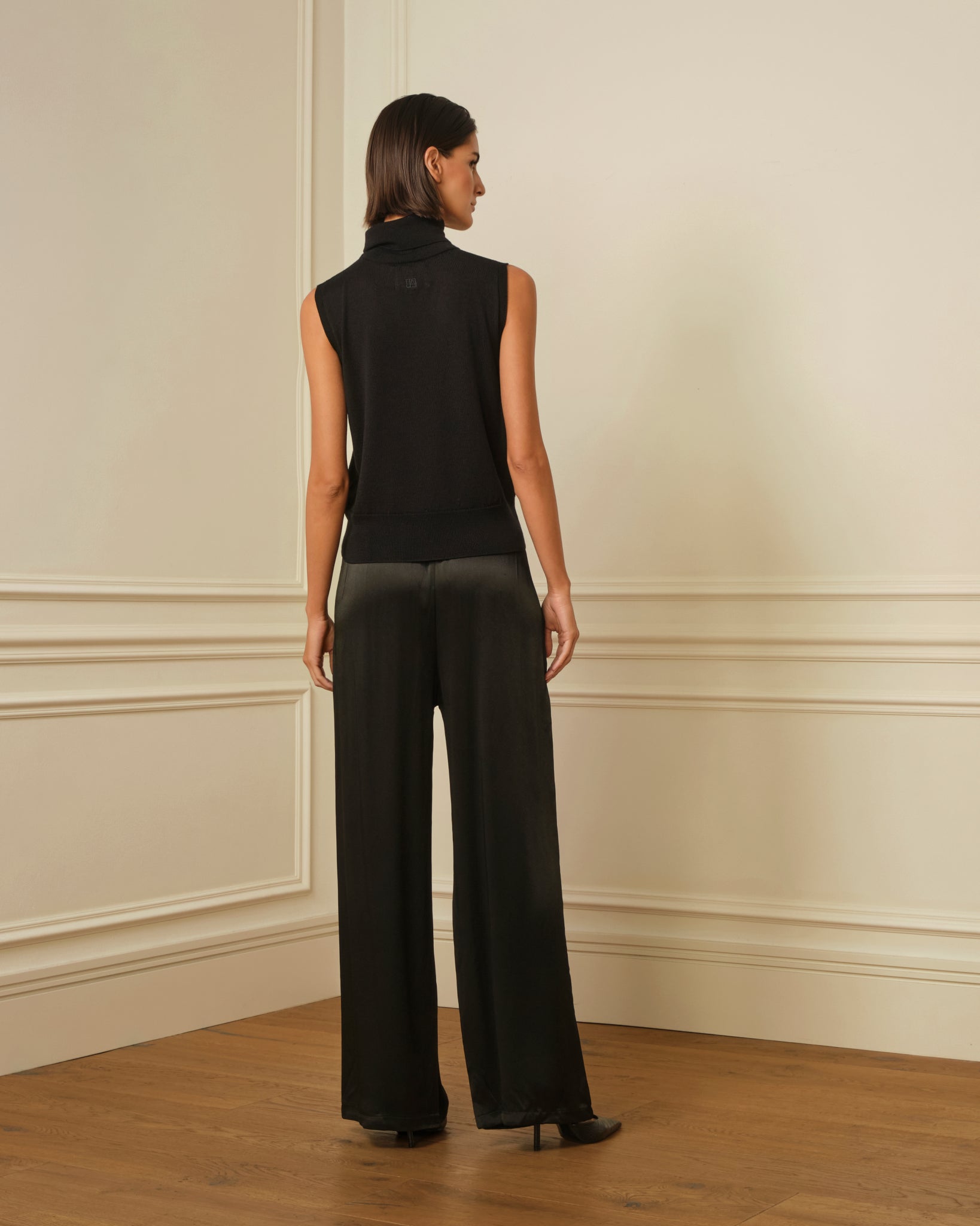 PANTALÓN PALAZZO SATINADO NEGRO