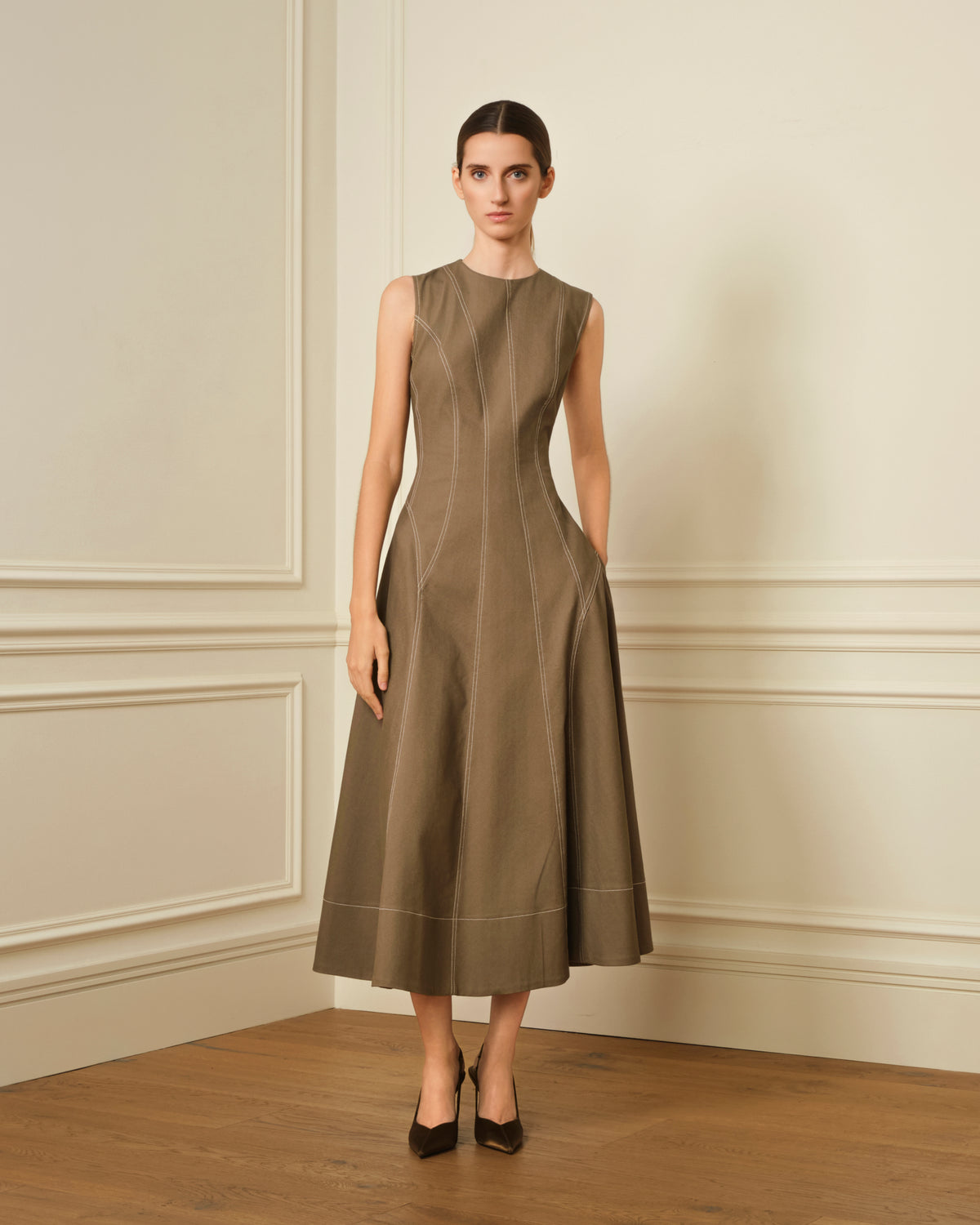 VESTIDO MIDI DENIM CON COSTURAS VISTAS TAUPE