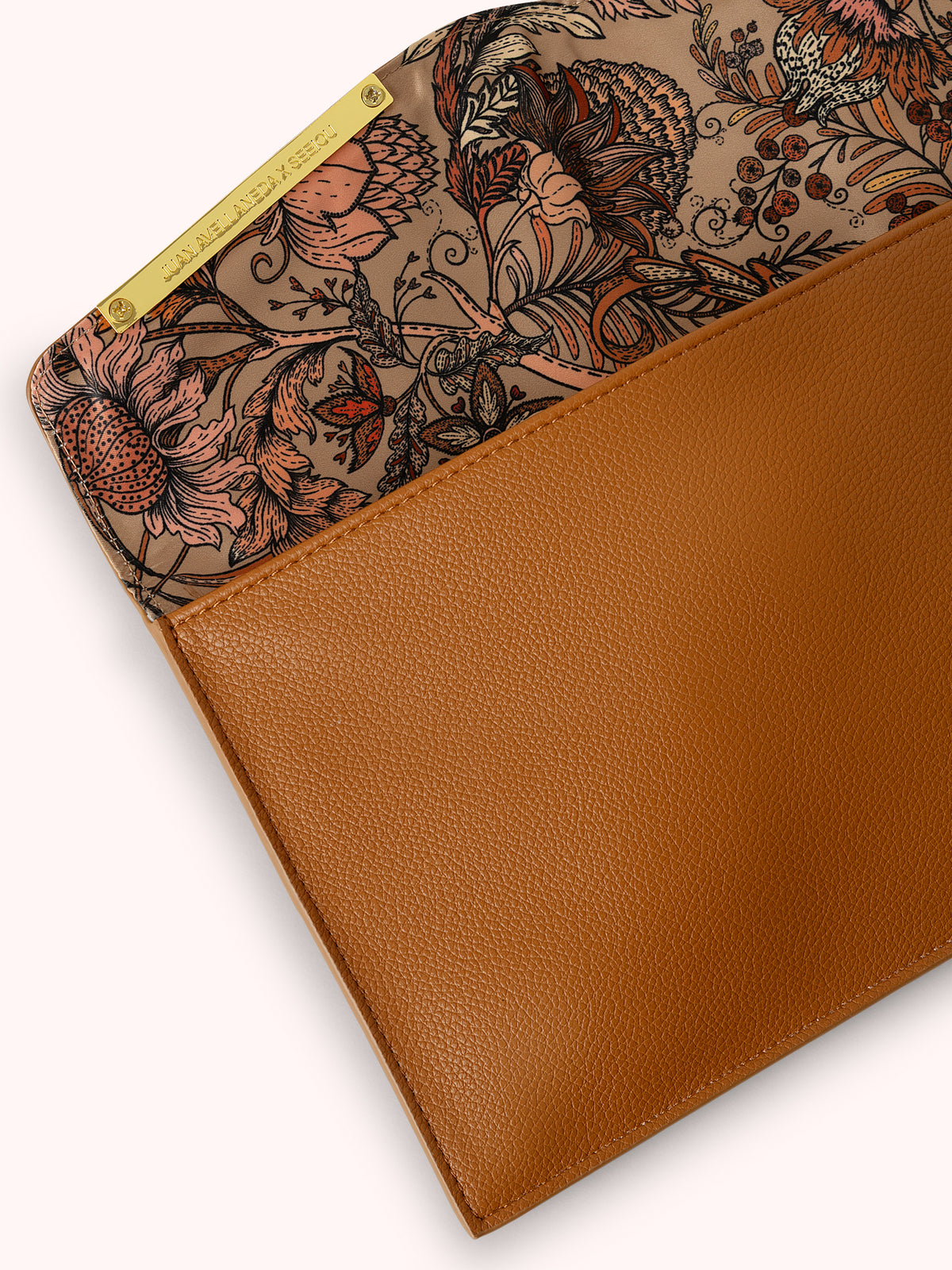 CLUTCH "SOBRE"  MARRÓN