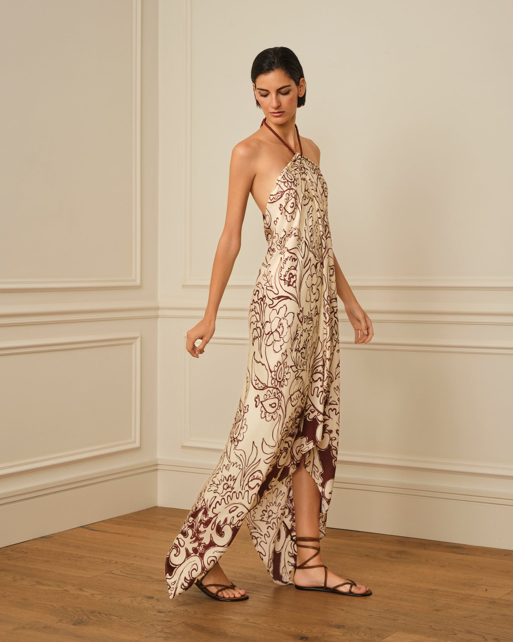 VESTIDO HALTER ASIMETRICO ESTAMPADO CRUDO
