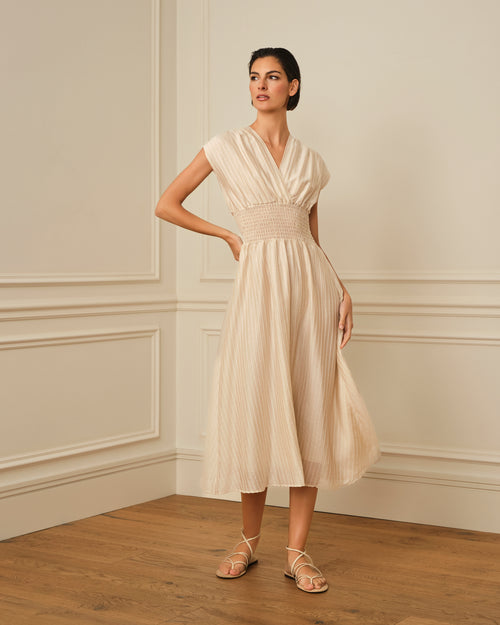 VESTIDO MIDI CON ESTAMPADO DE RAYAS BEIGE