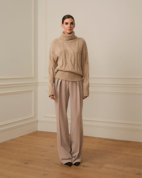 SUÉTER TRENZADO DE CUELLO ALTO CAMEL