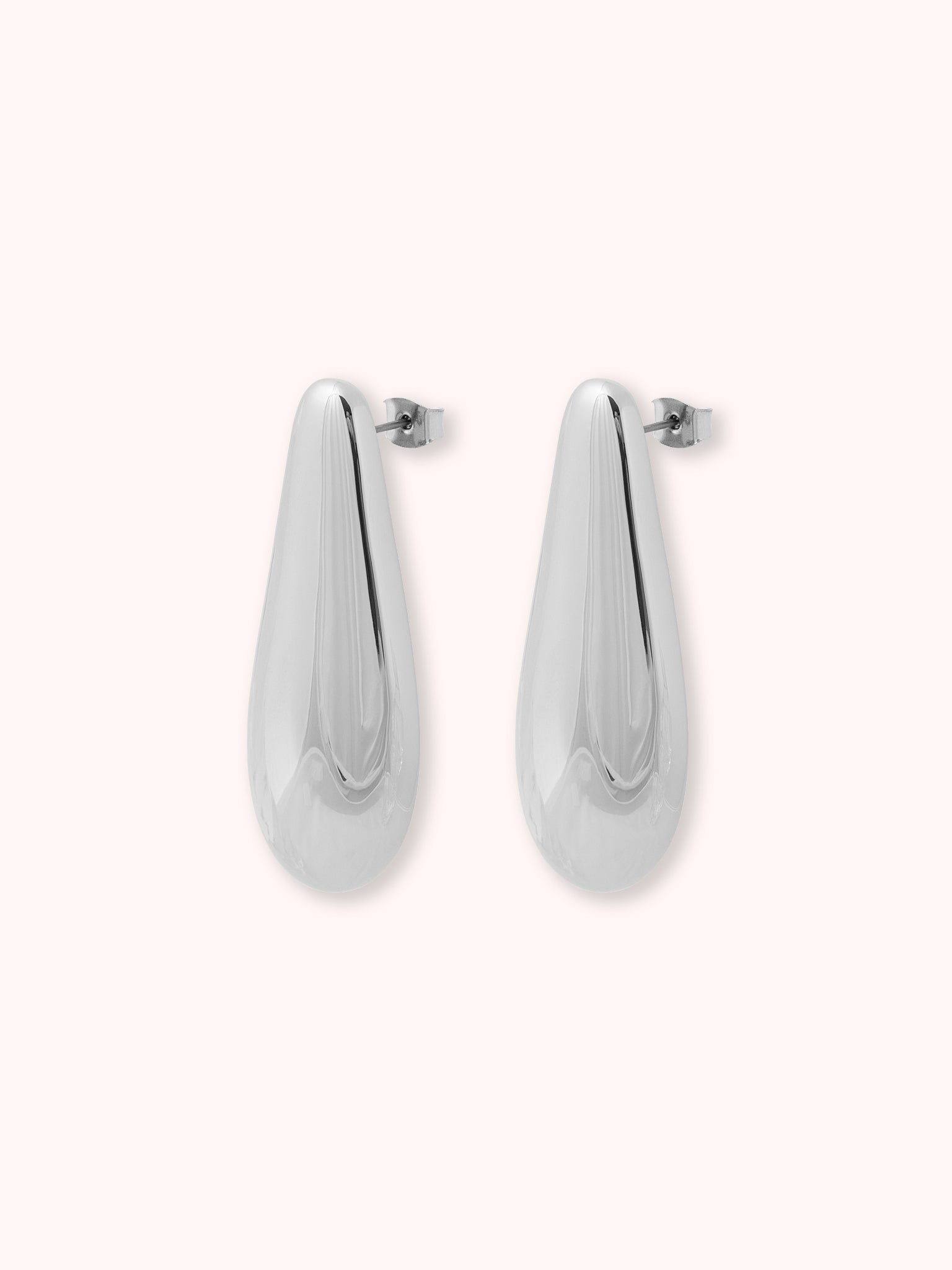 PENDIENTES OVALADOS METÁLICOS PLATEADO