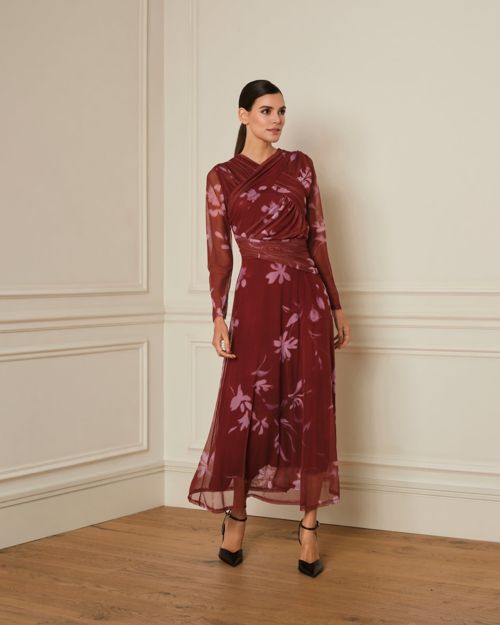 VESTIDO MANGA LARGA CON ESTAMPADO FLORAL ROJO