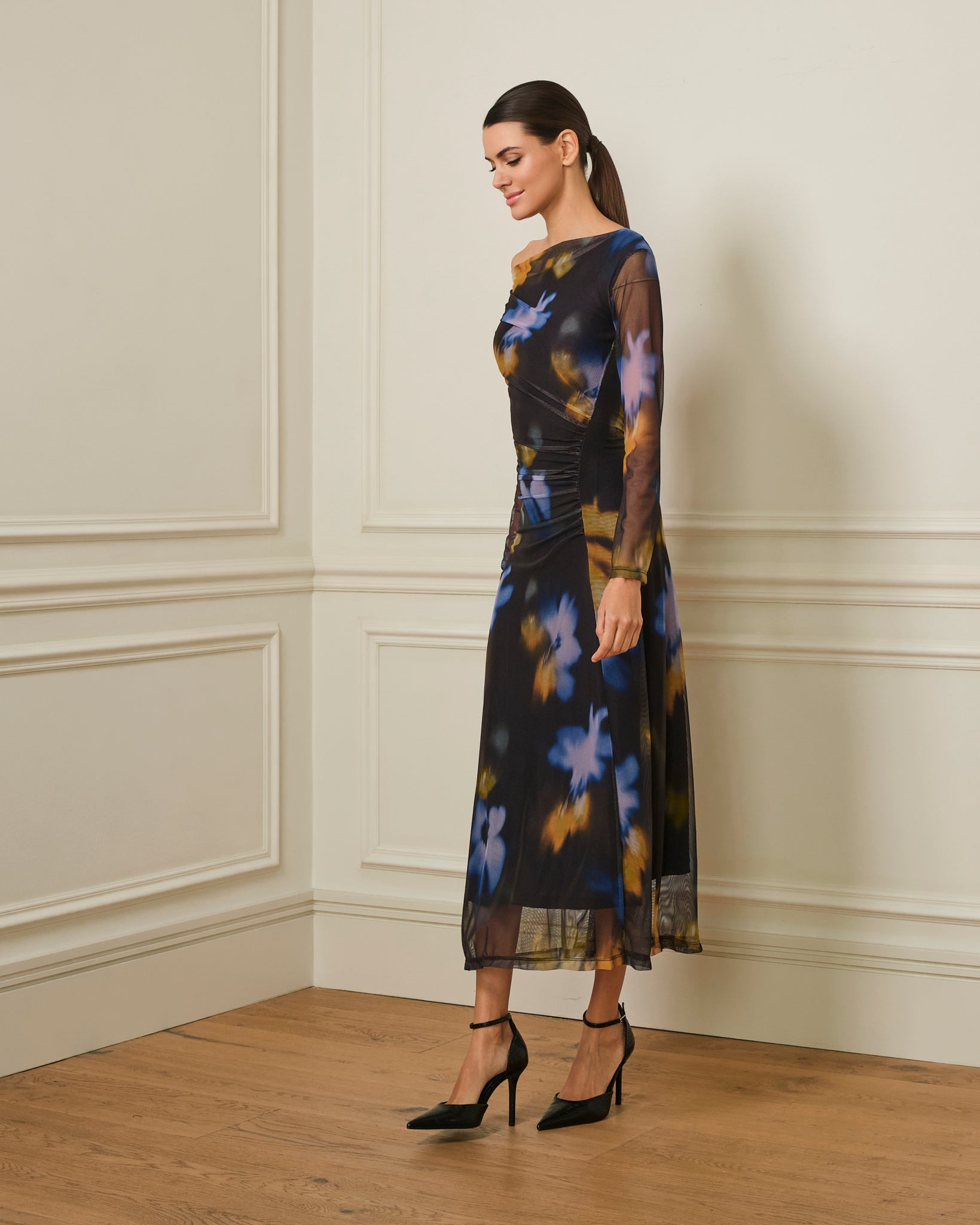 VESTIDO MANGA LARGA DRAPEADO CON ESTAMPADO