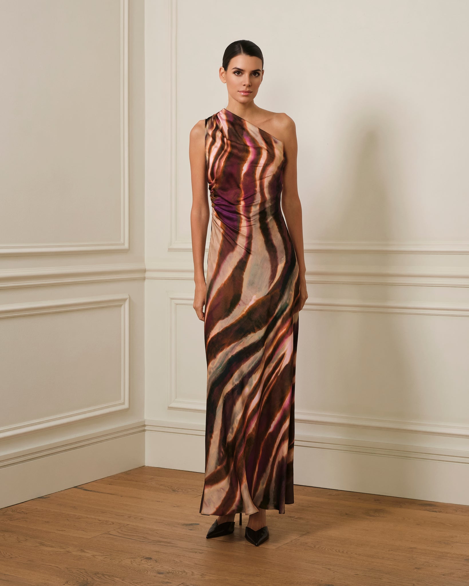 VESTIDO LARGO ASIMÉTRICO ESTAMPADO