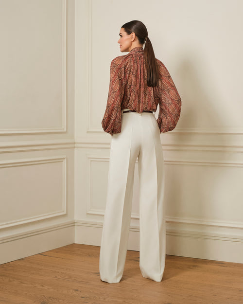 BLUSA LAZADA CON ESTAMPADO ROJO