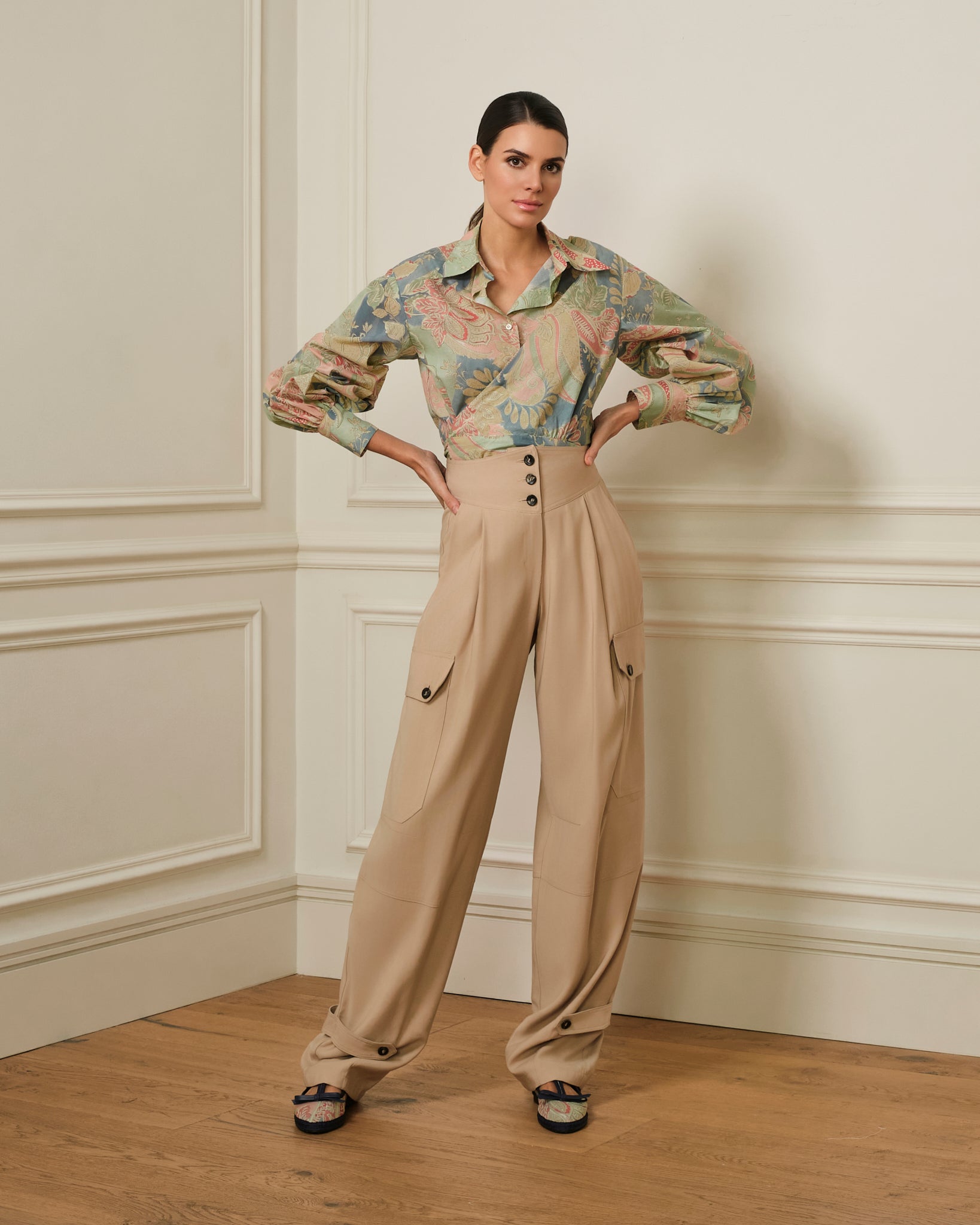 PANTALÓN CARGO TIRO ALTO