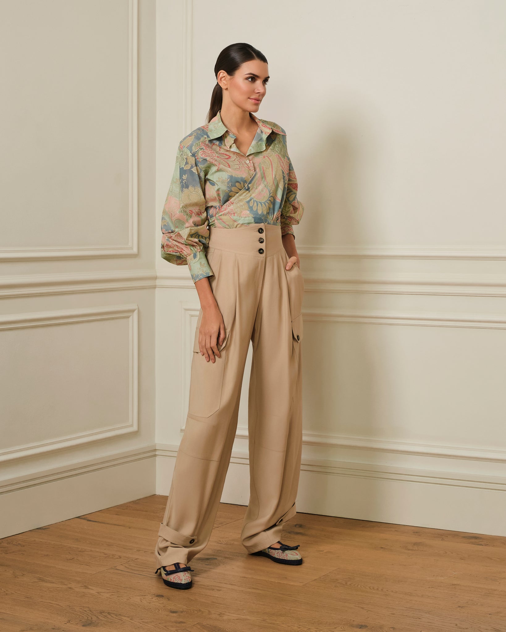 PANTALÓN CARGO TIRO ALTO