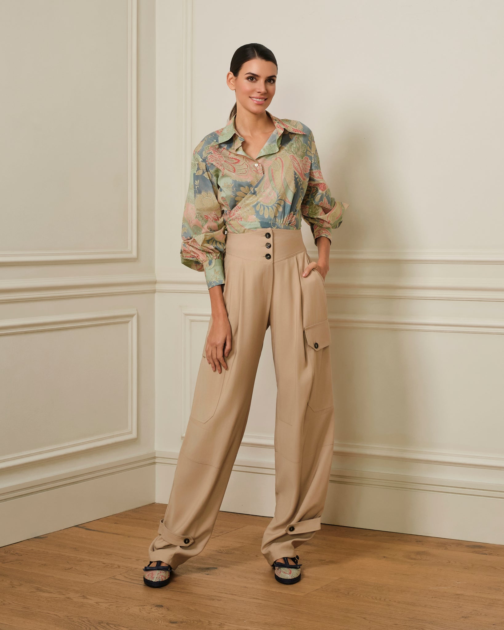 PANTALÓN CARGO TIRO ALTO