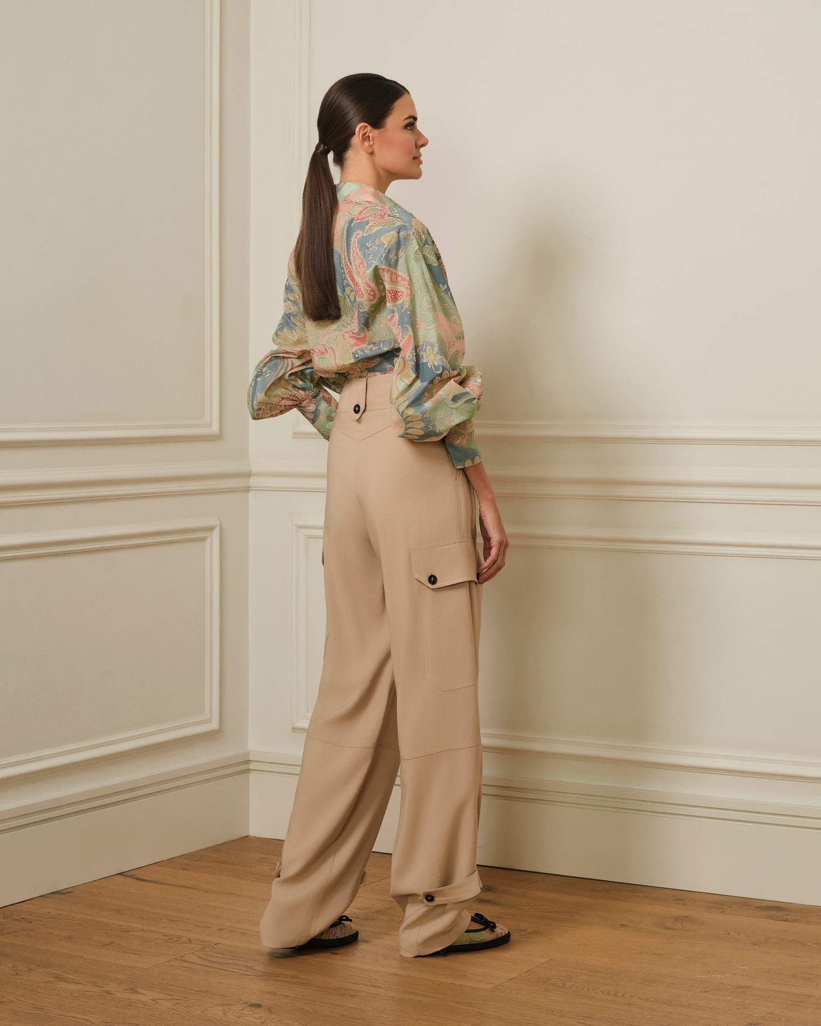 PANTALÓN CARGO TIRO ALTO