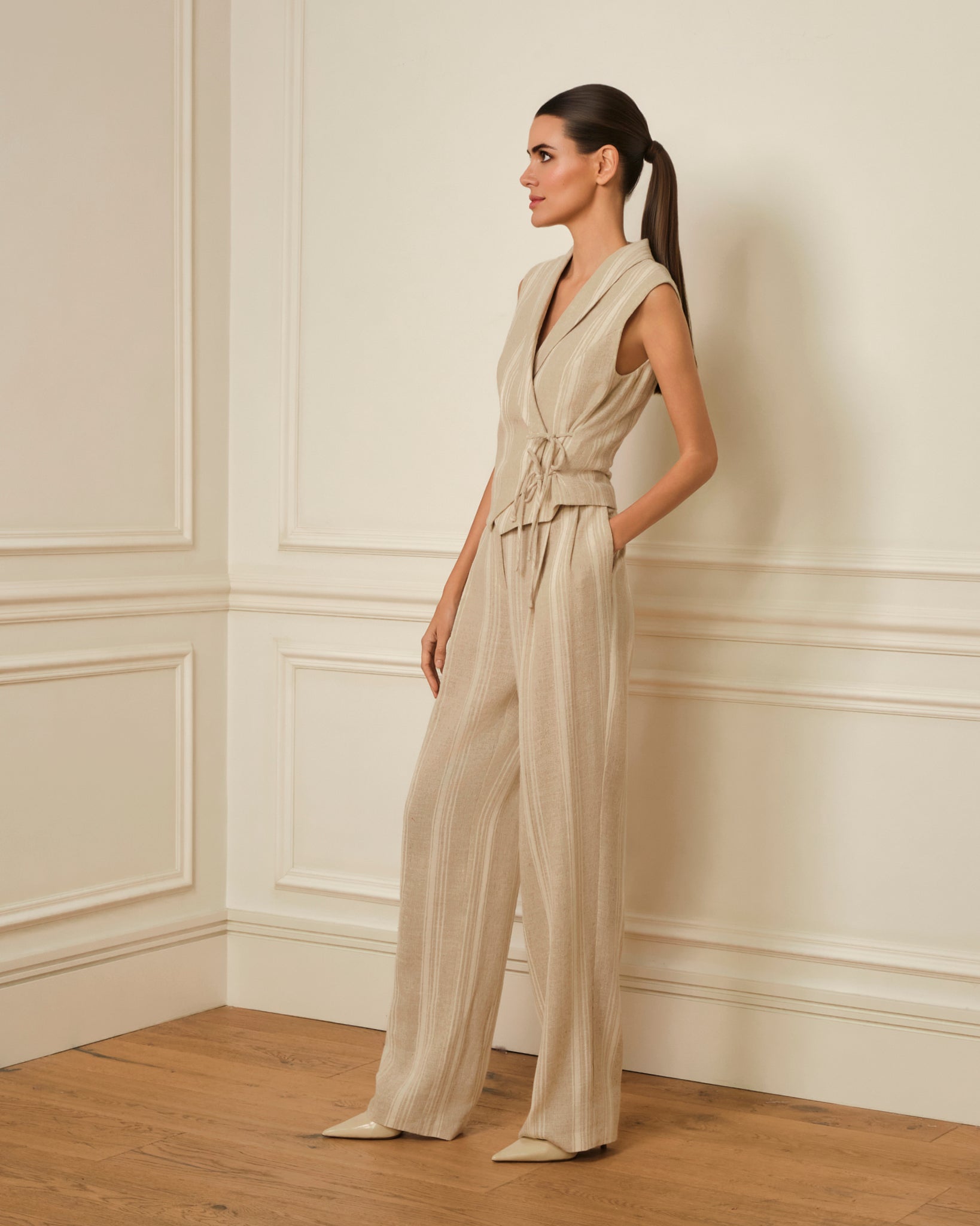 PRE-ORDER CHALECO CRUZADO DE RAYAS CRUDO