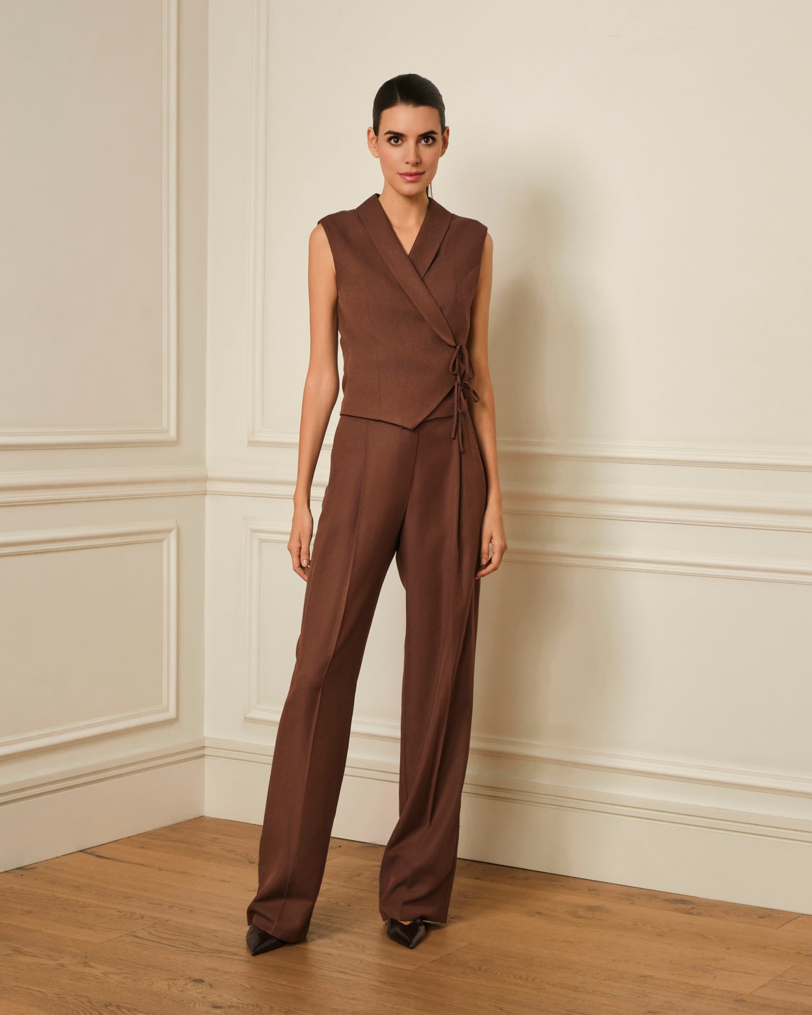 PRE-ORDER CHALECO CRUZADO MARRÓN