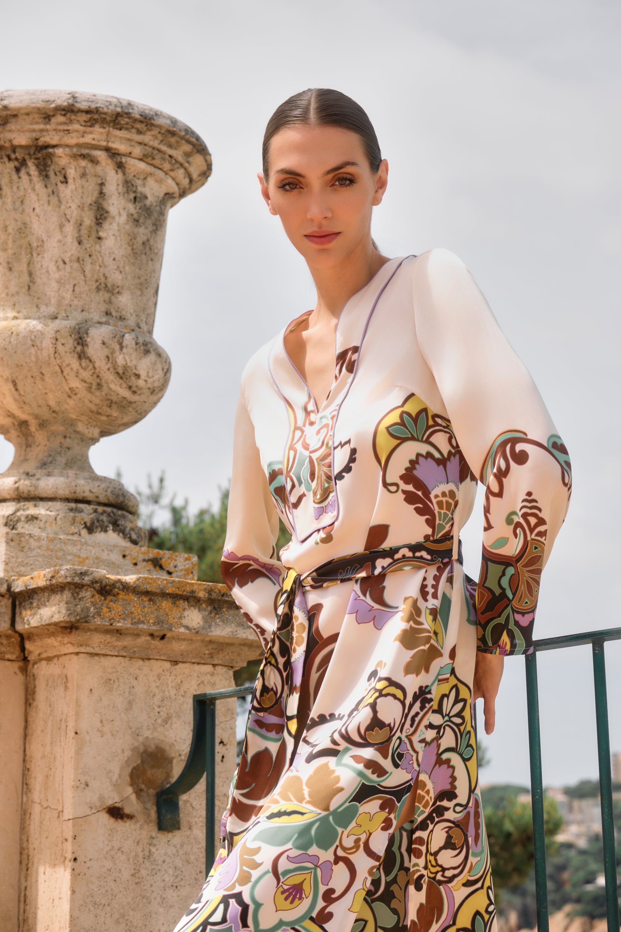 KAFTÁN ESTAMPADO VERDE VEDHA