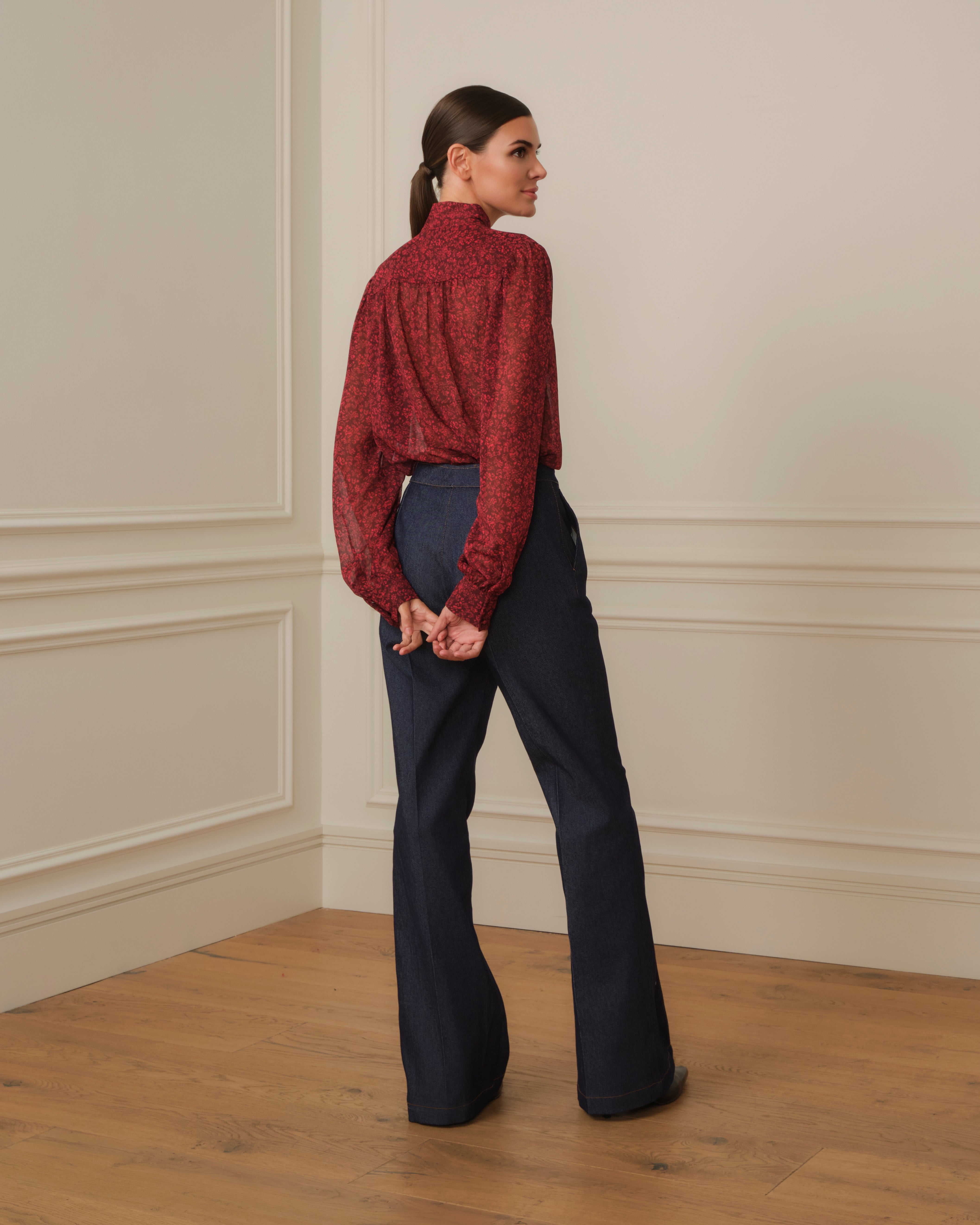 CAMISA LAZADA CON ESTAMPADO ROJO