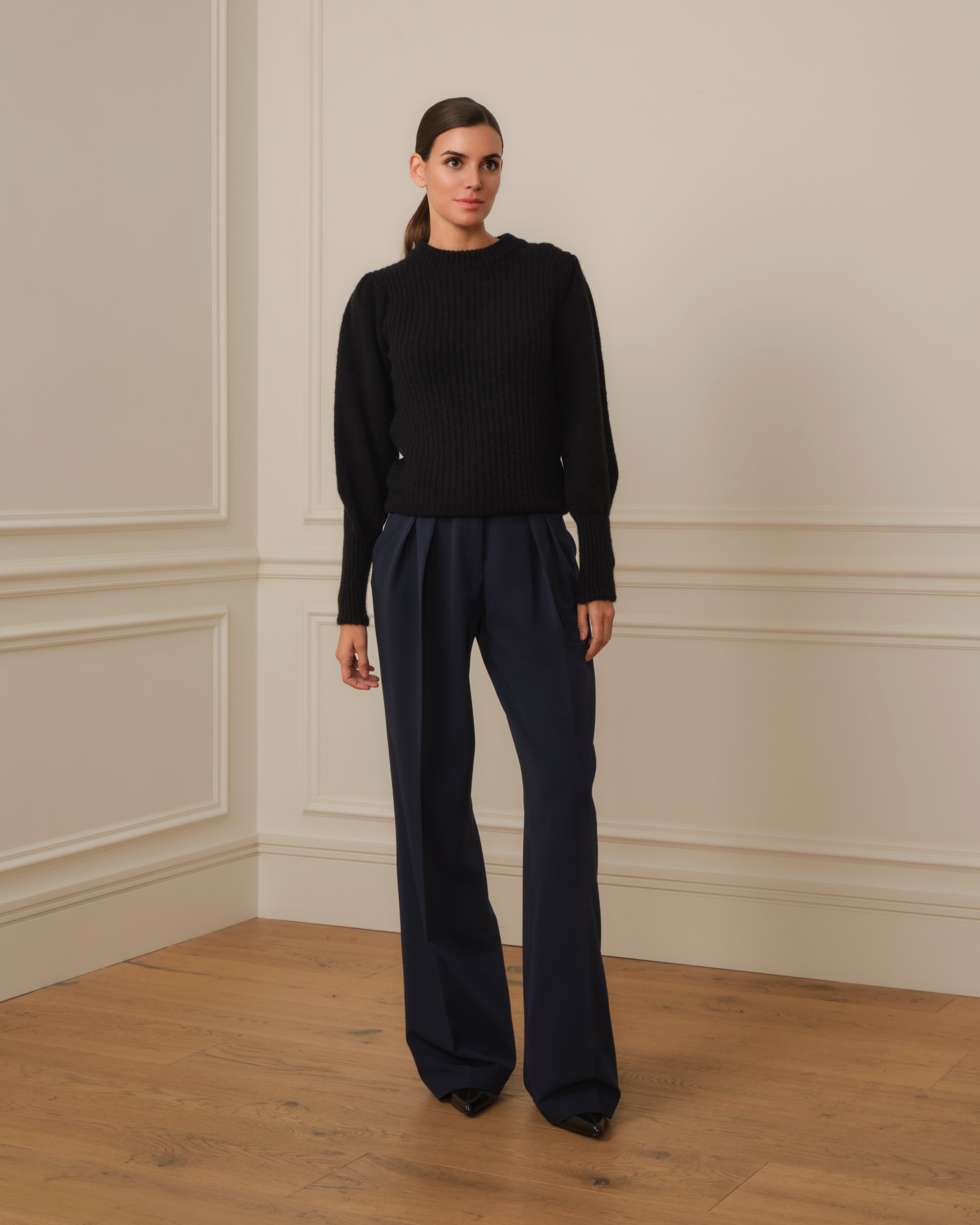 SUÉTER DE PUNTO CON MANGA ABULLONADA FRUNCIDA NEGRO