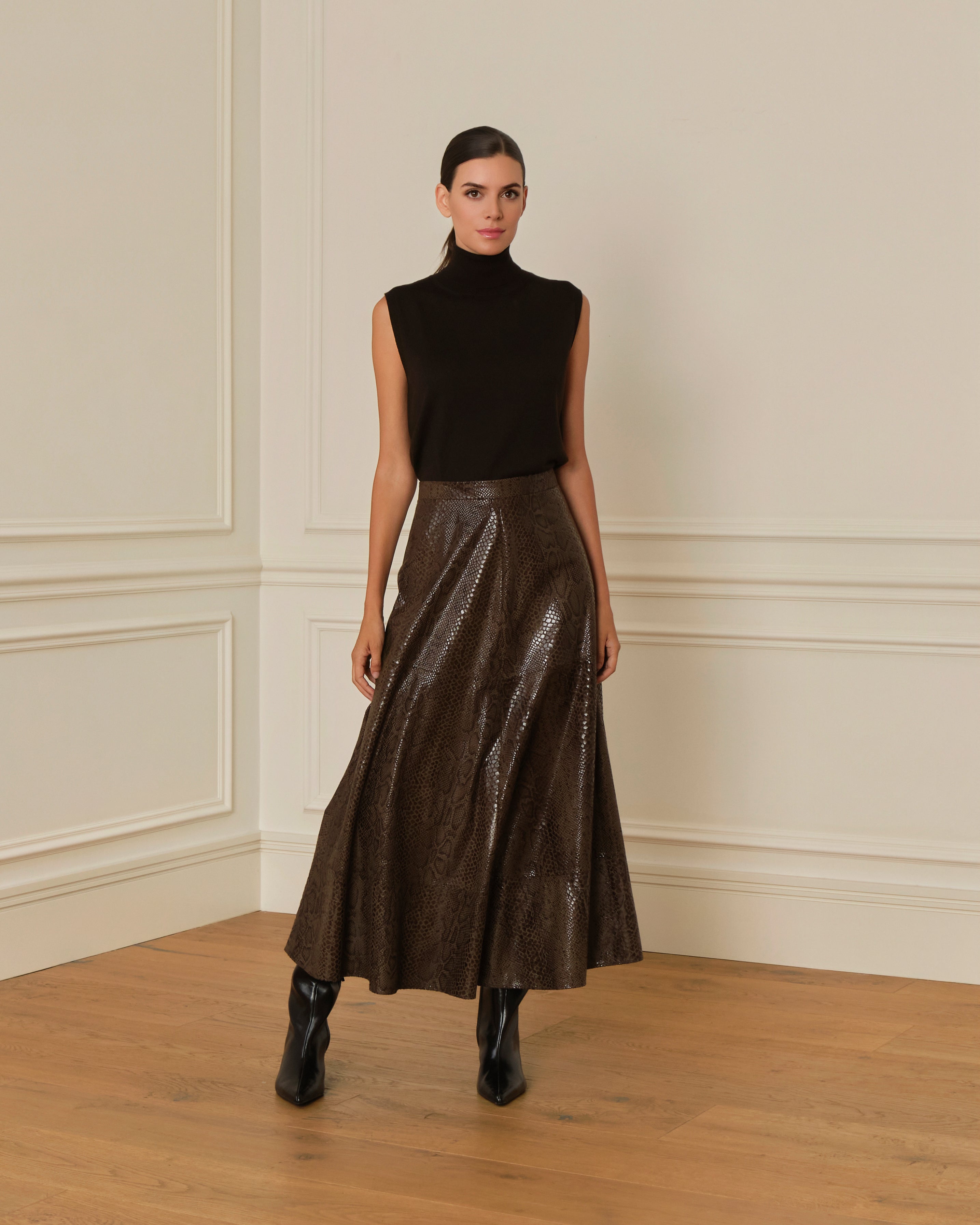 PRE-ORDER FALDA MIDI EFECTO PIEL DE PITÓN