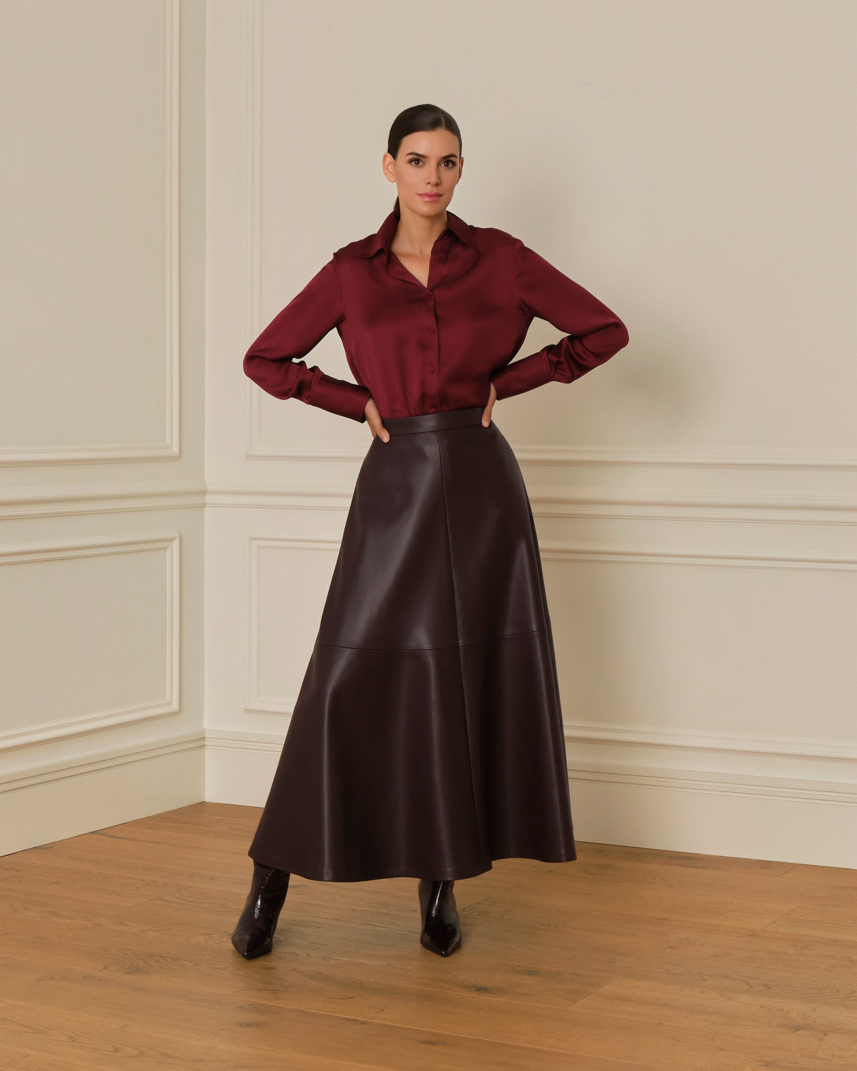 FALDA MIDI EFECTO PIEL GRANATE
