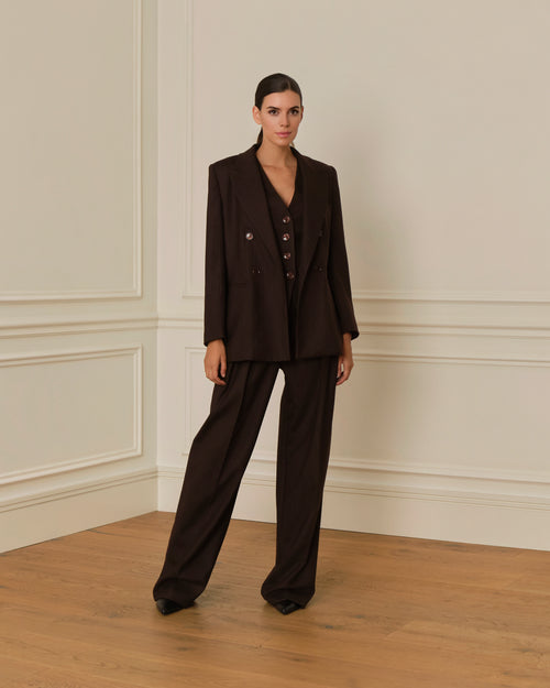 PANTALÓN RAYA DIPLOMÁTICA MARRÓN